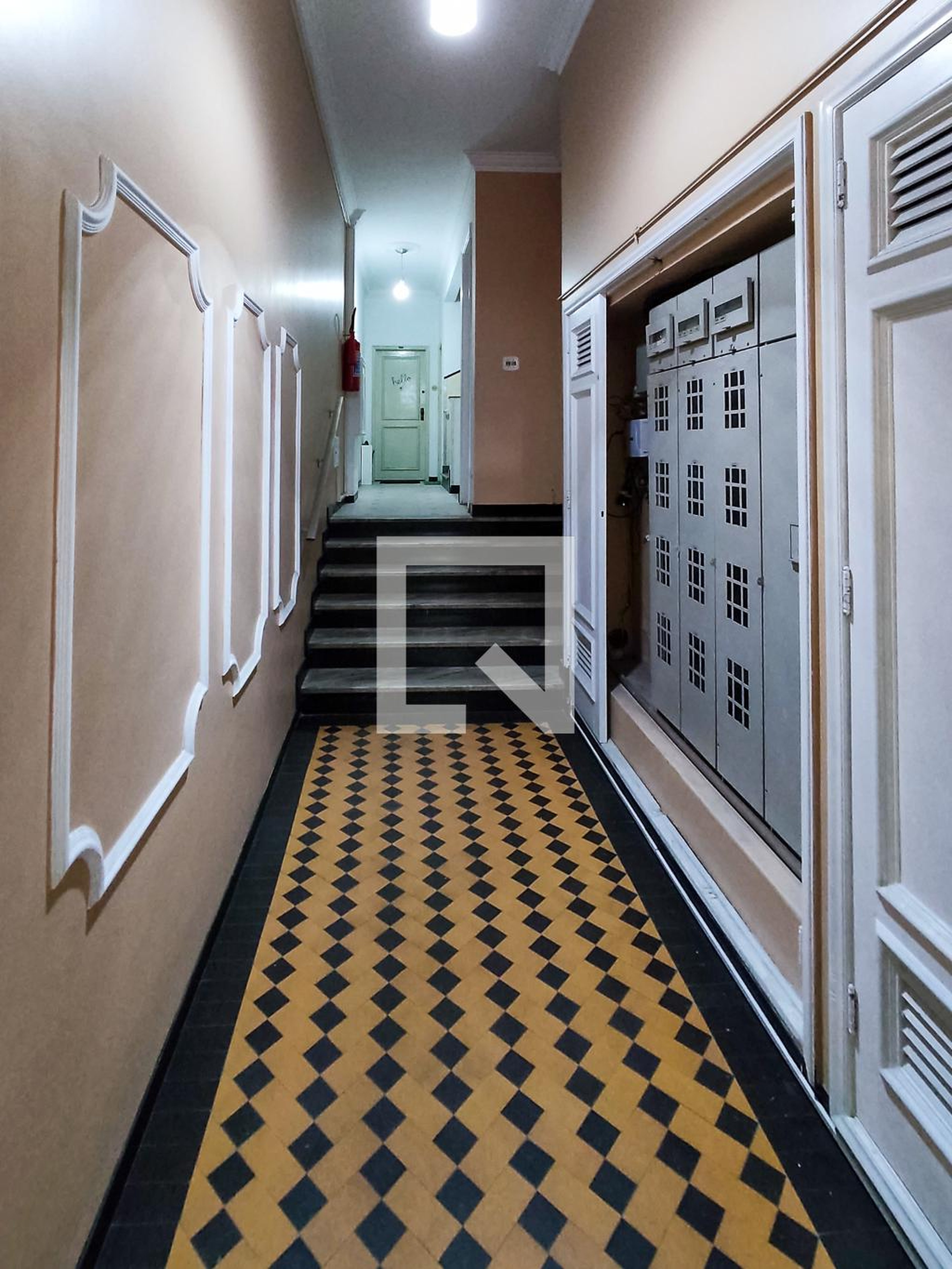 Hall de Entrada - Moyses Zeitune