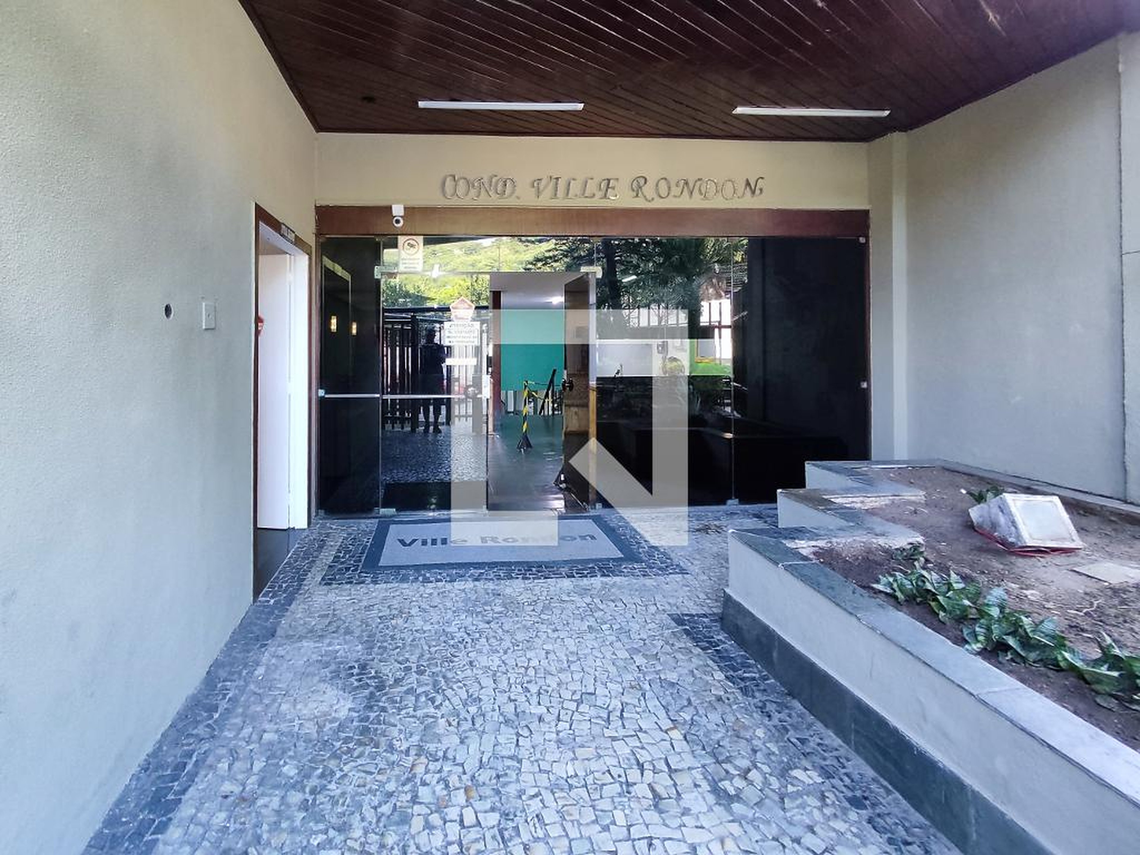 Fachada do Condomínio Condomínio Los Angeles