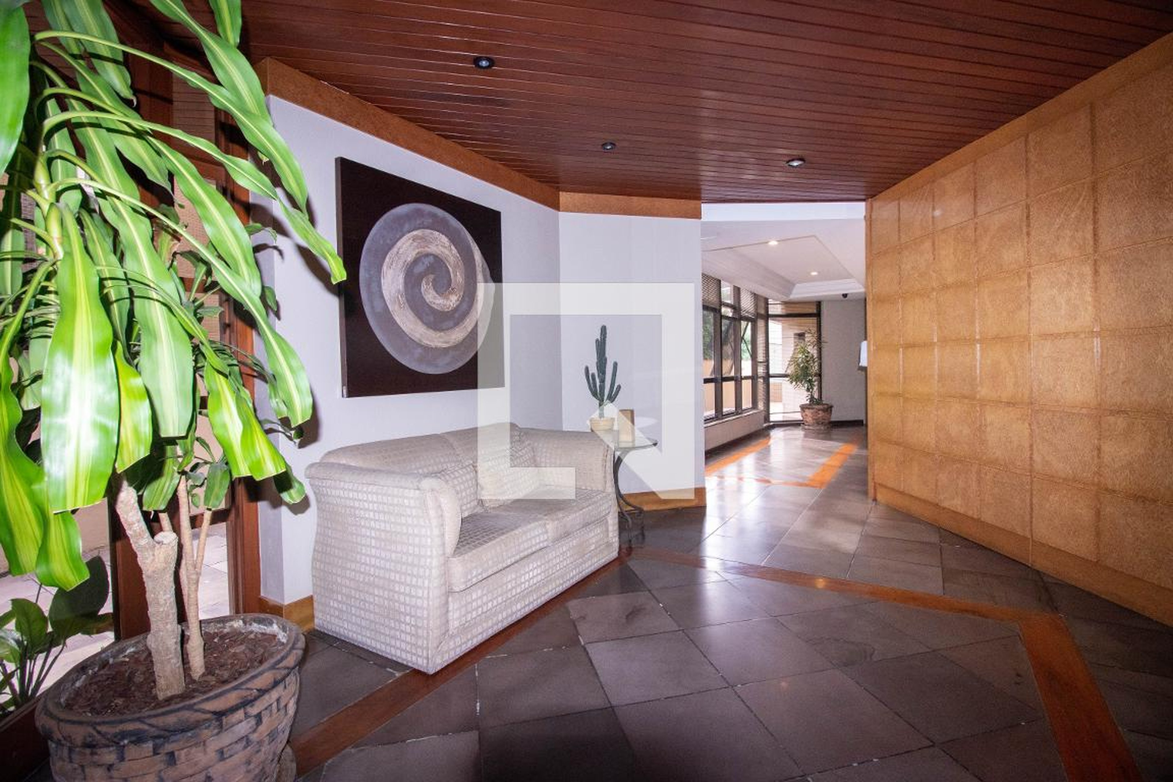 Hall de Entrada - Edifício Colina do Parque