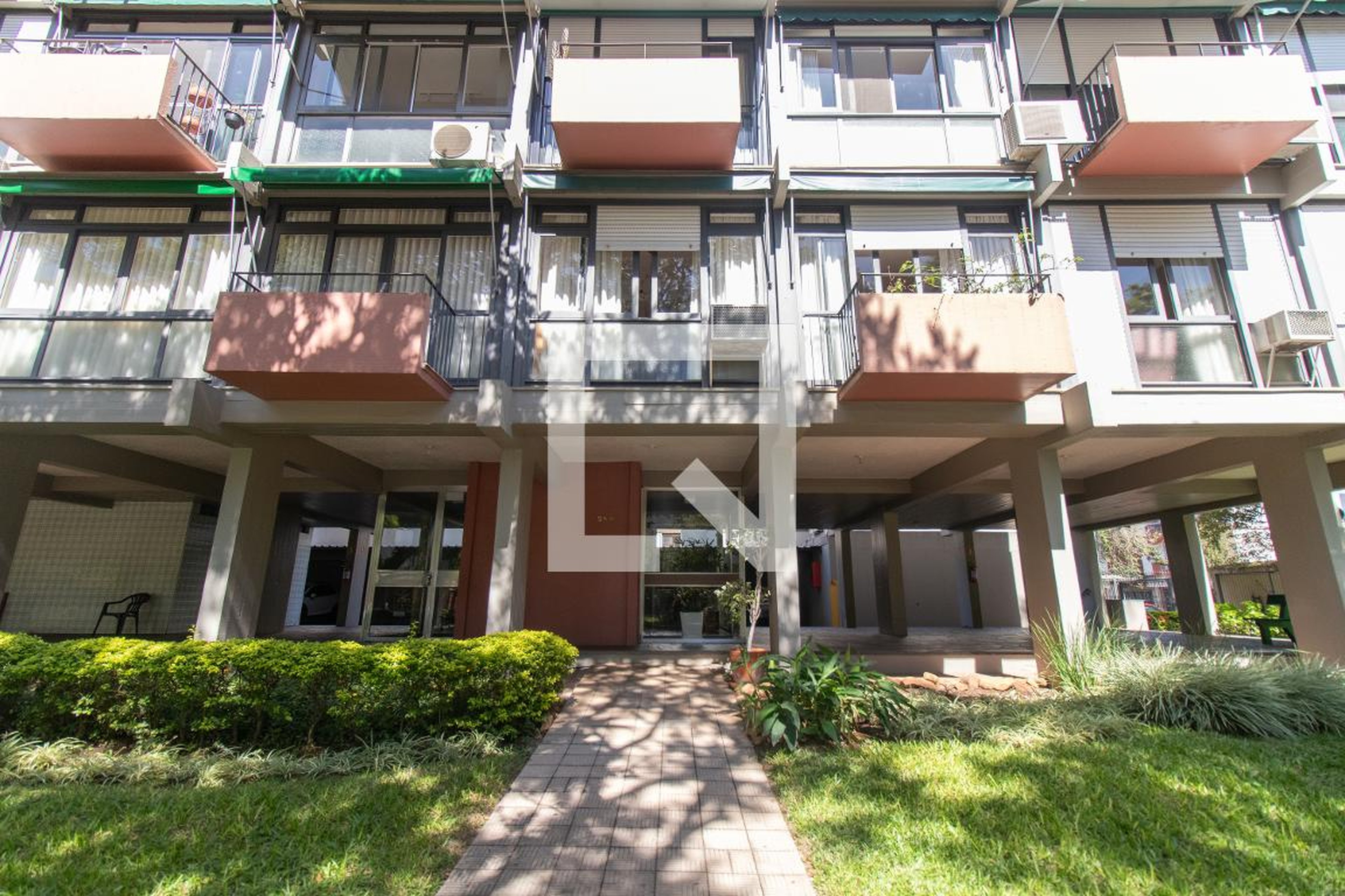 Fachada Condomínio em Avenida Ganzo, 385