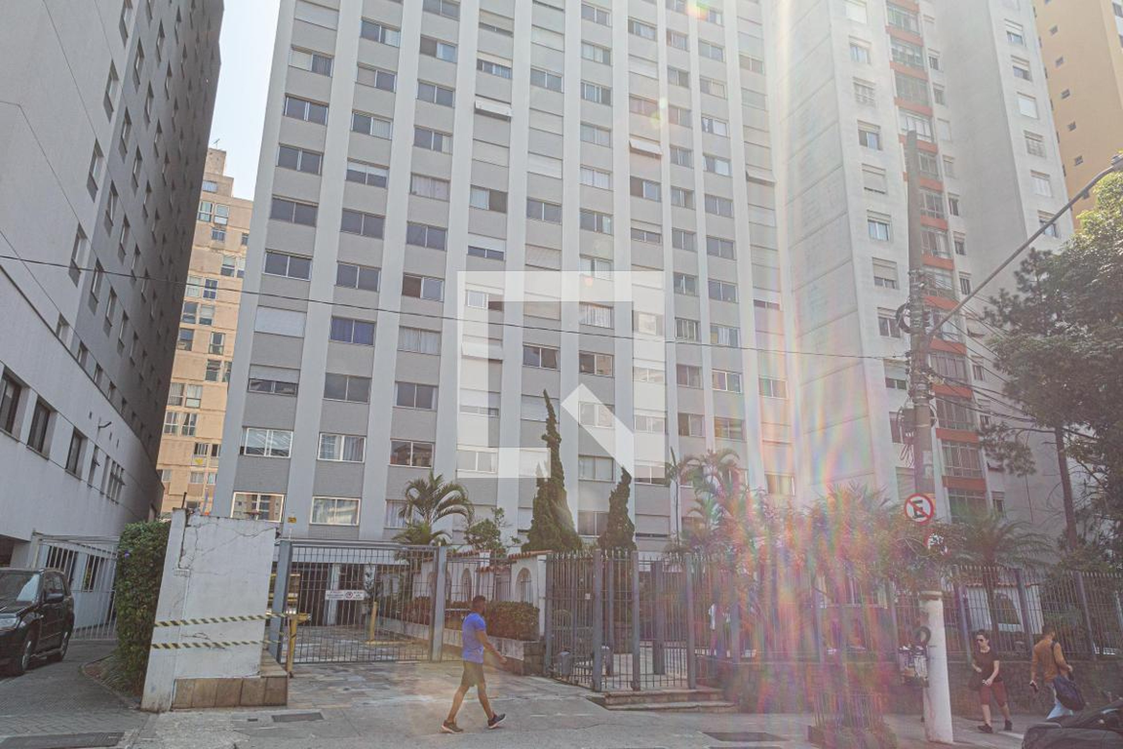 Fachada do Condomínio Edifício Cervantes