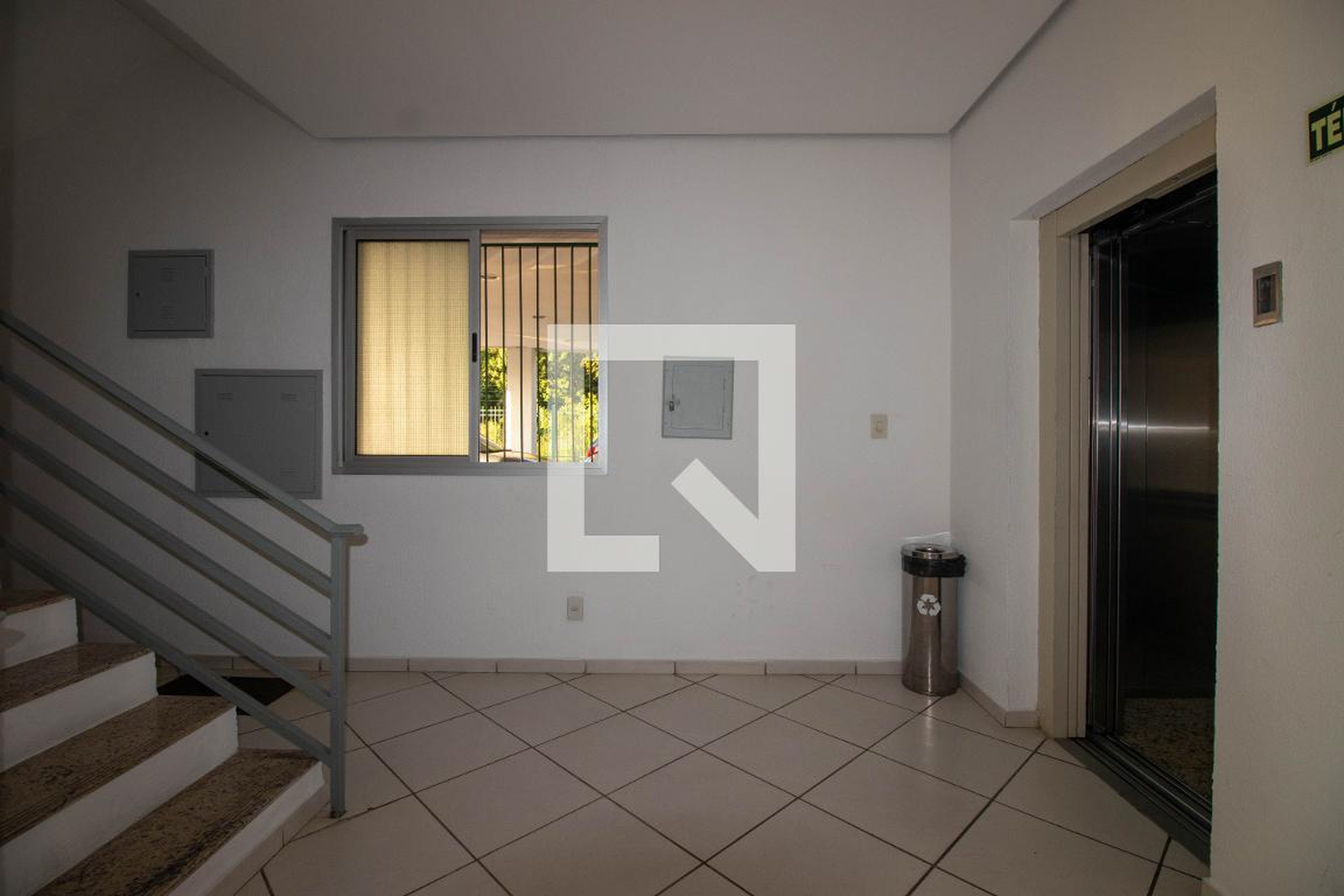 Hall de Entrada - Du Soleil