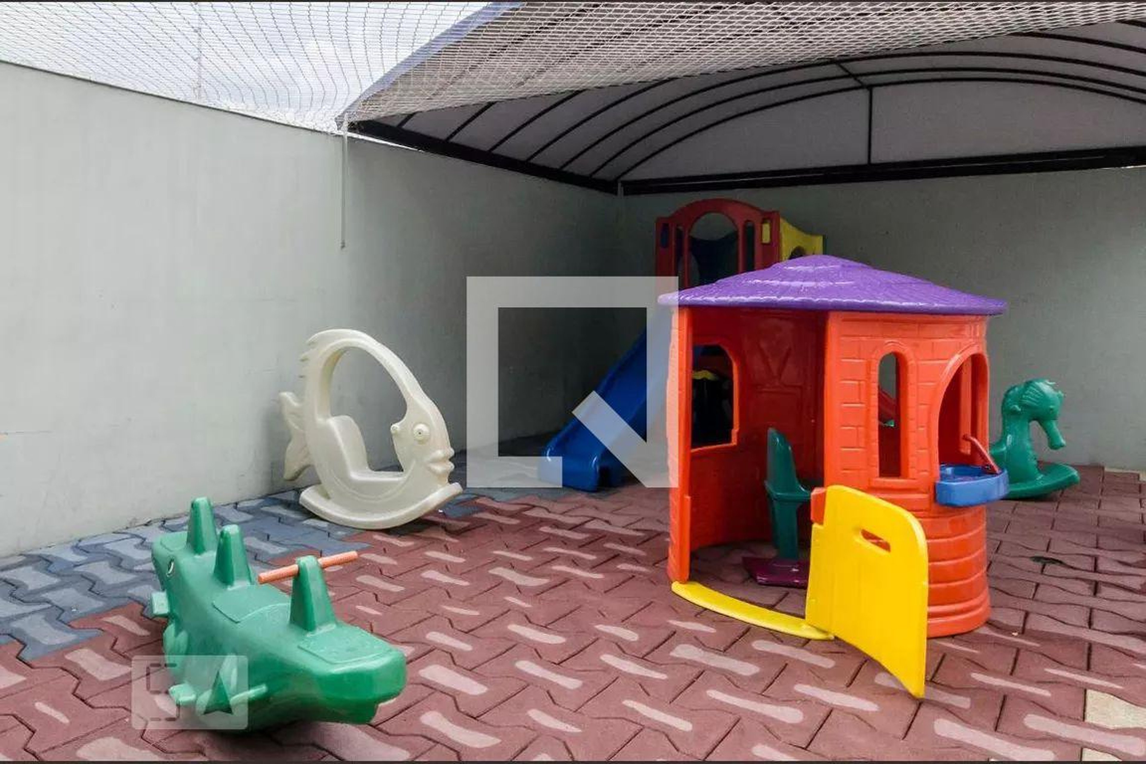 Playground - Plaza Pompéia