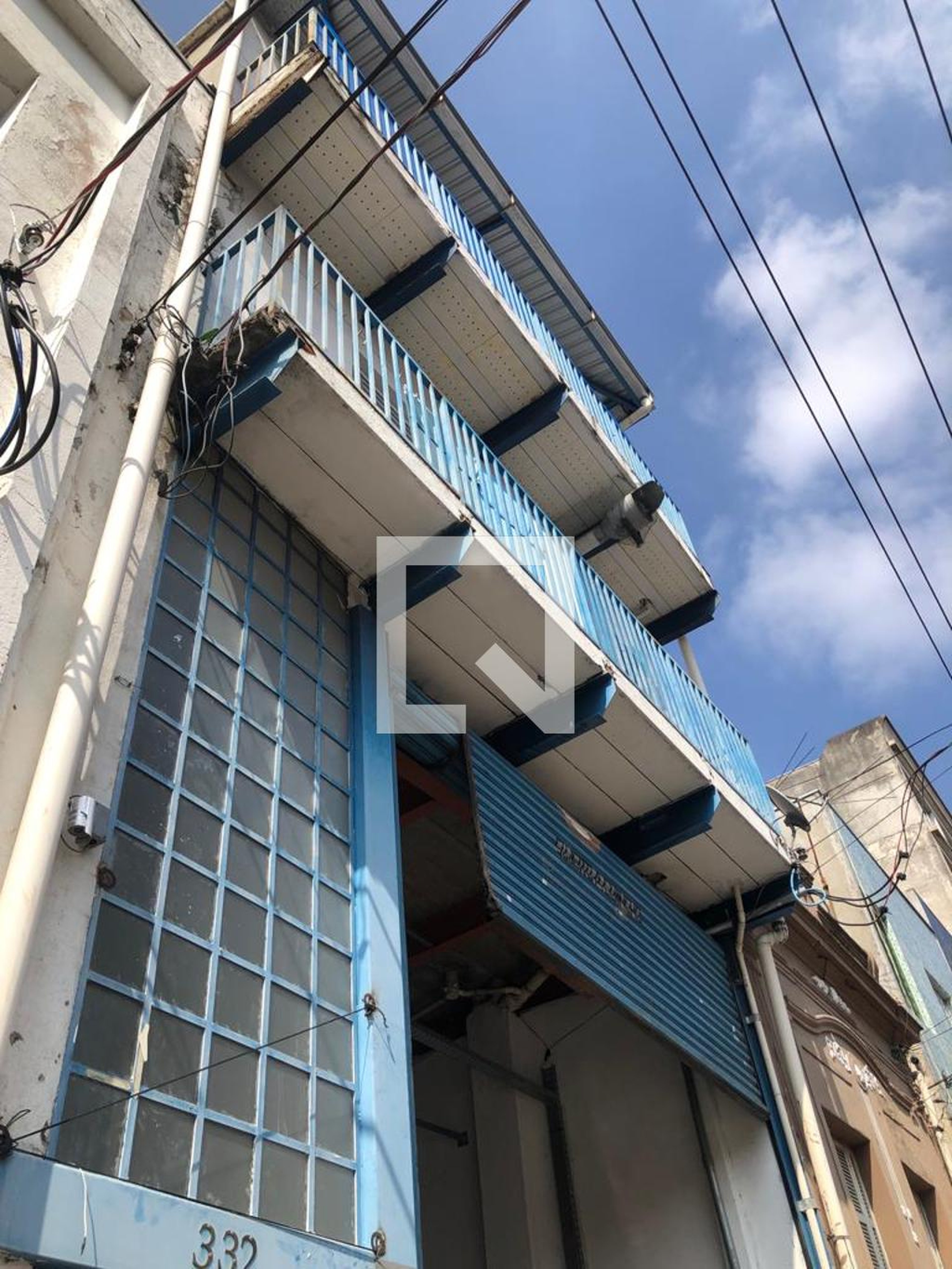 Fachada Condomínio em Rua 21 de Abril, 332