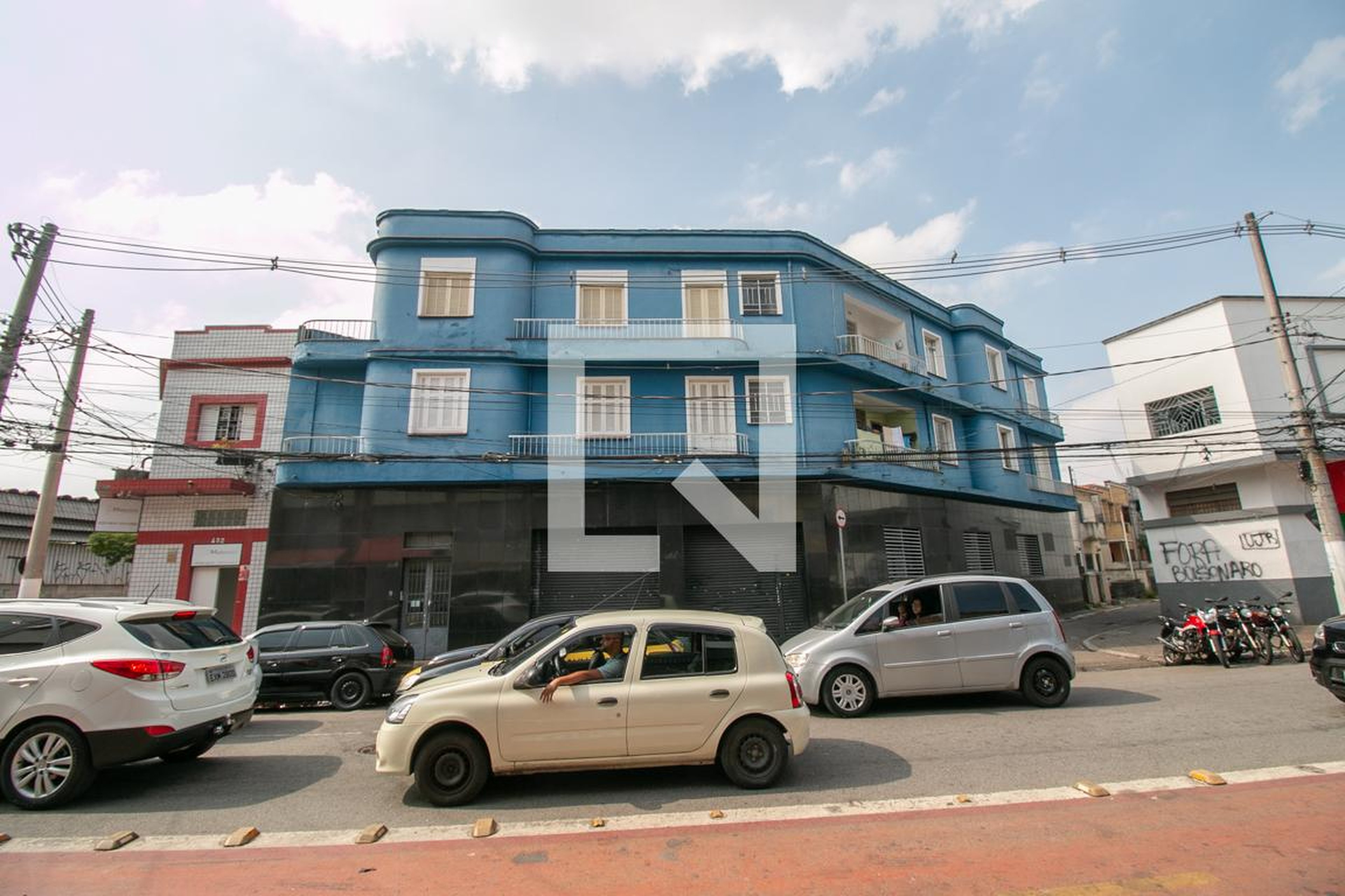 Fachada Condomínio em Rua das Olarias, 448