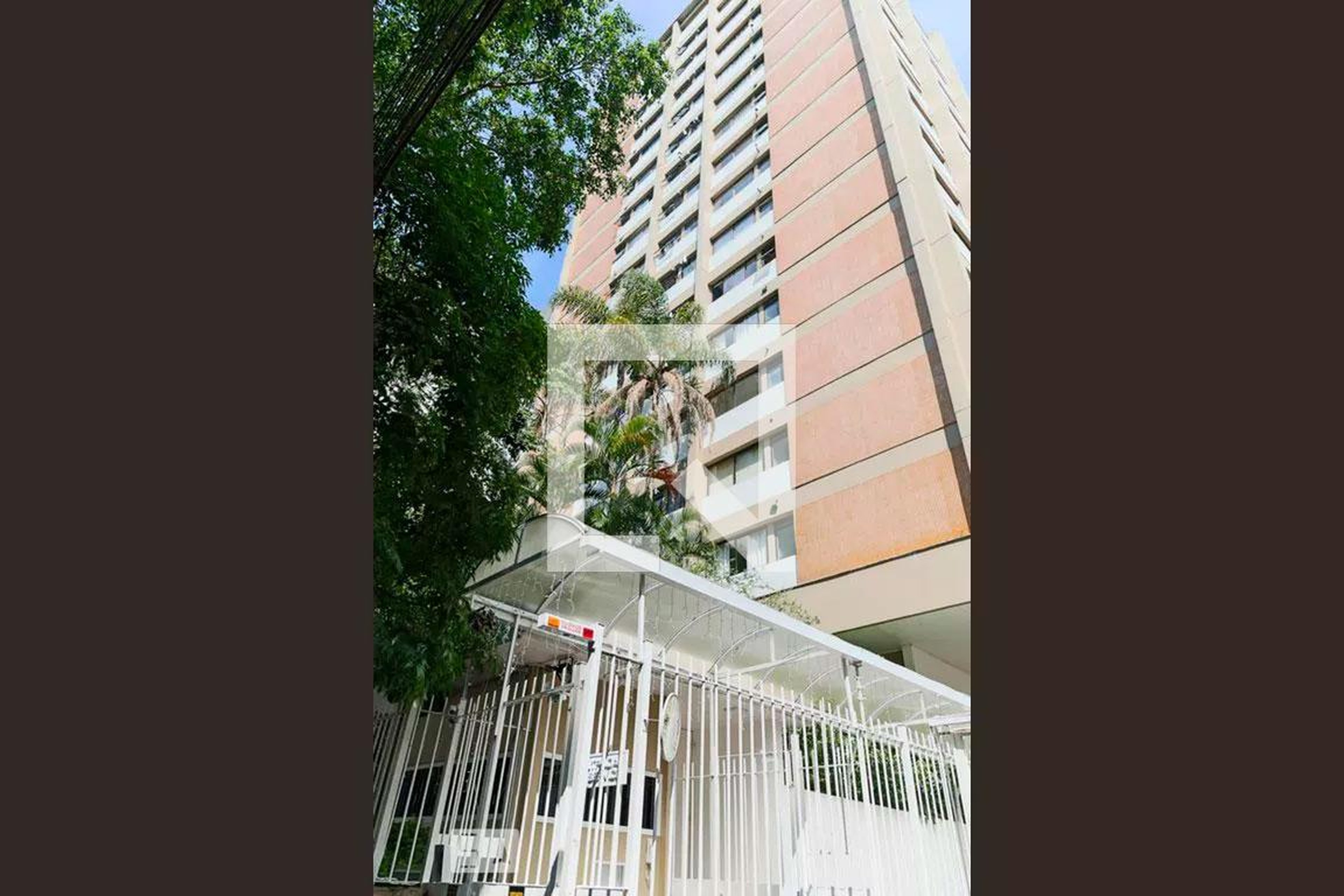 Fachada Condomínio Lucerna