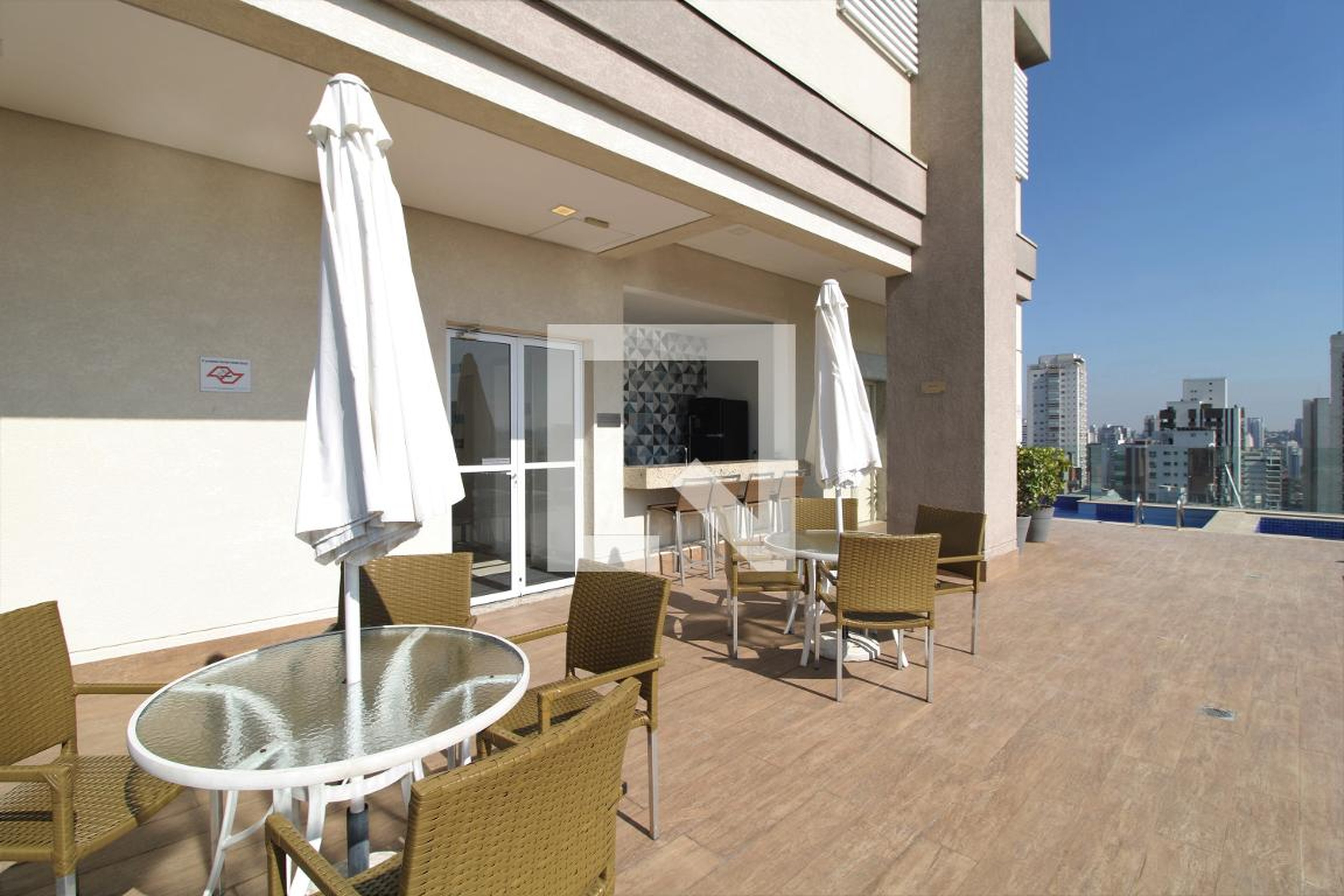 Área da piscina - Ext Campo Belo