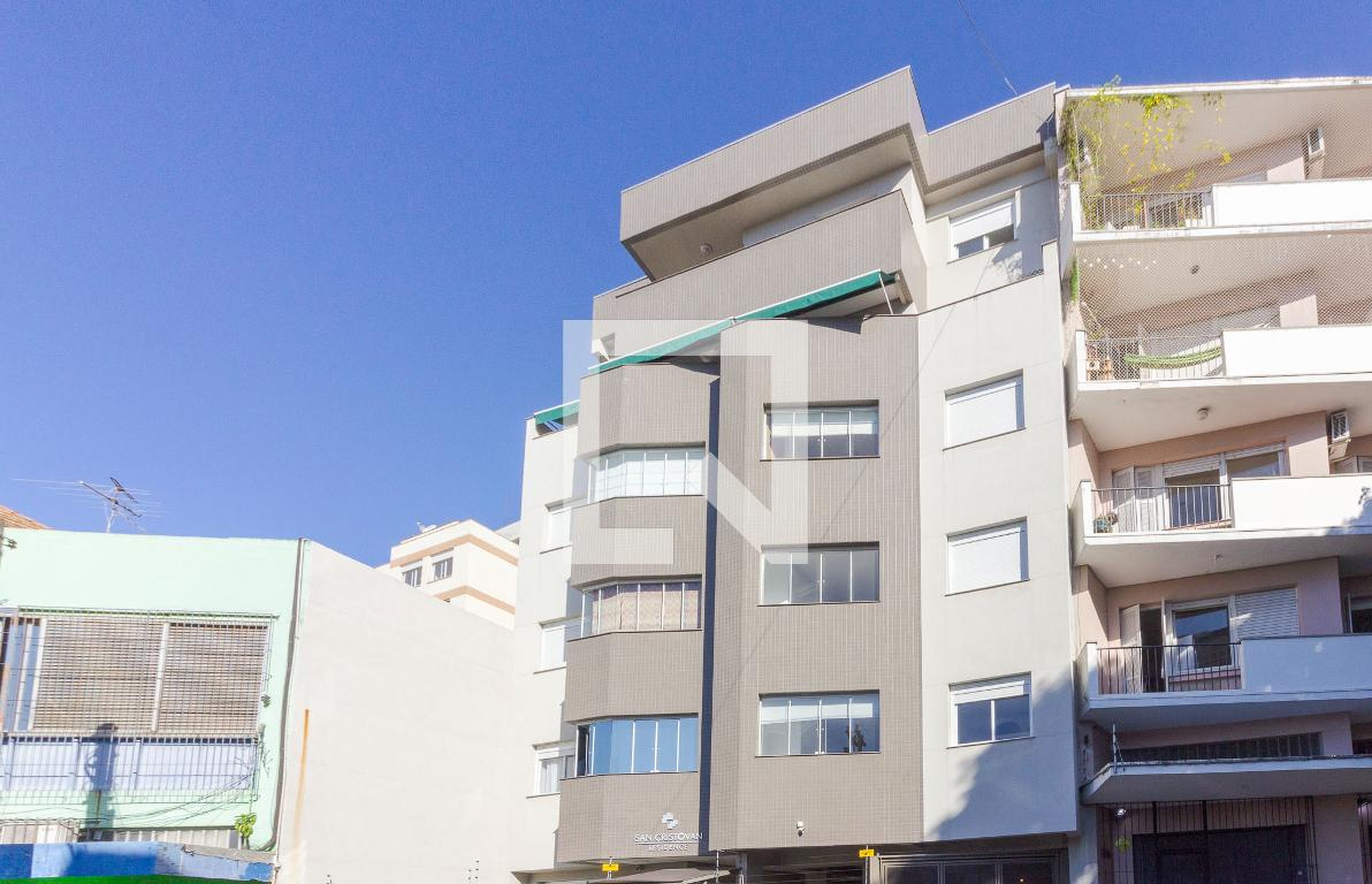 Fachada Condomínio em Rua São Cristóvão, 109