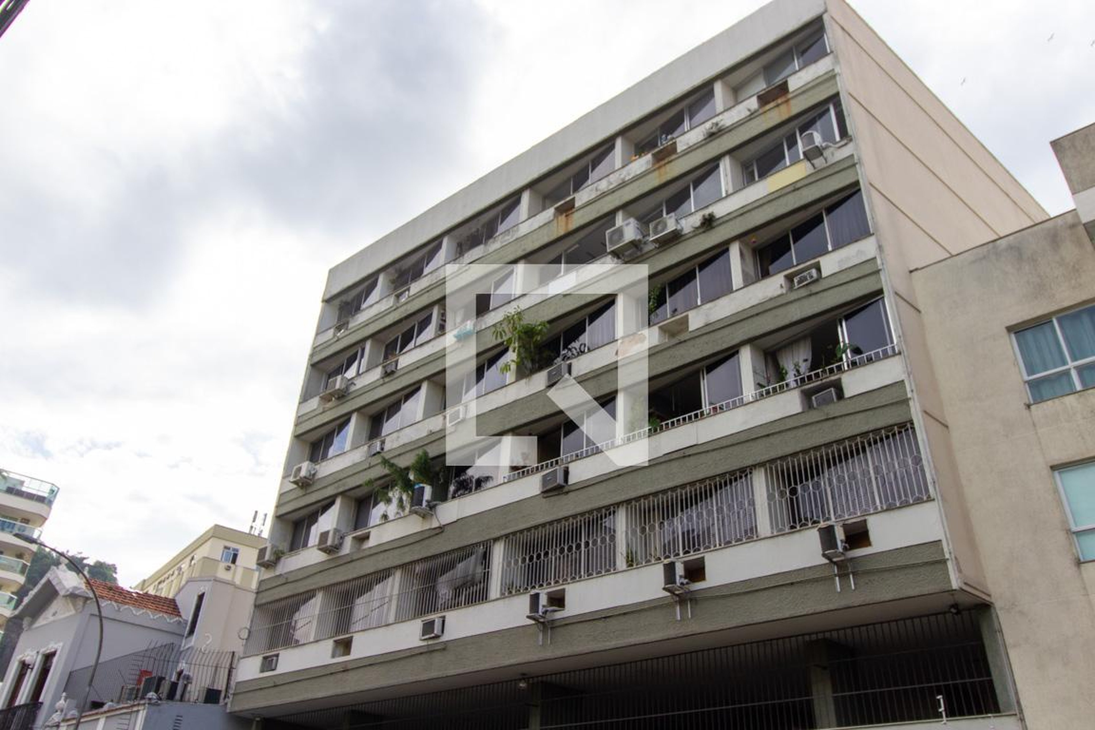 Fachada Condomínio em Rua Visconde de Ouro Preto, 72
