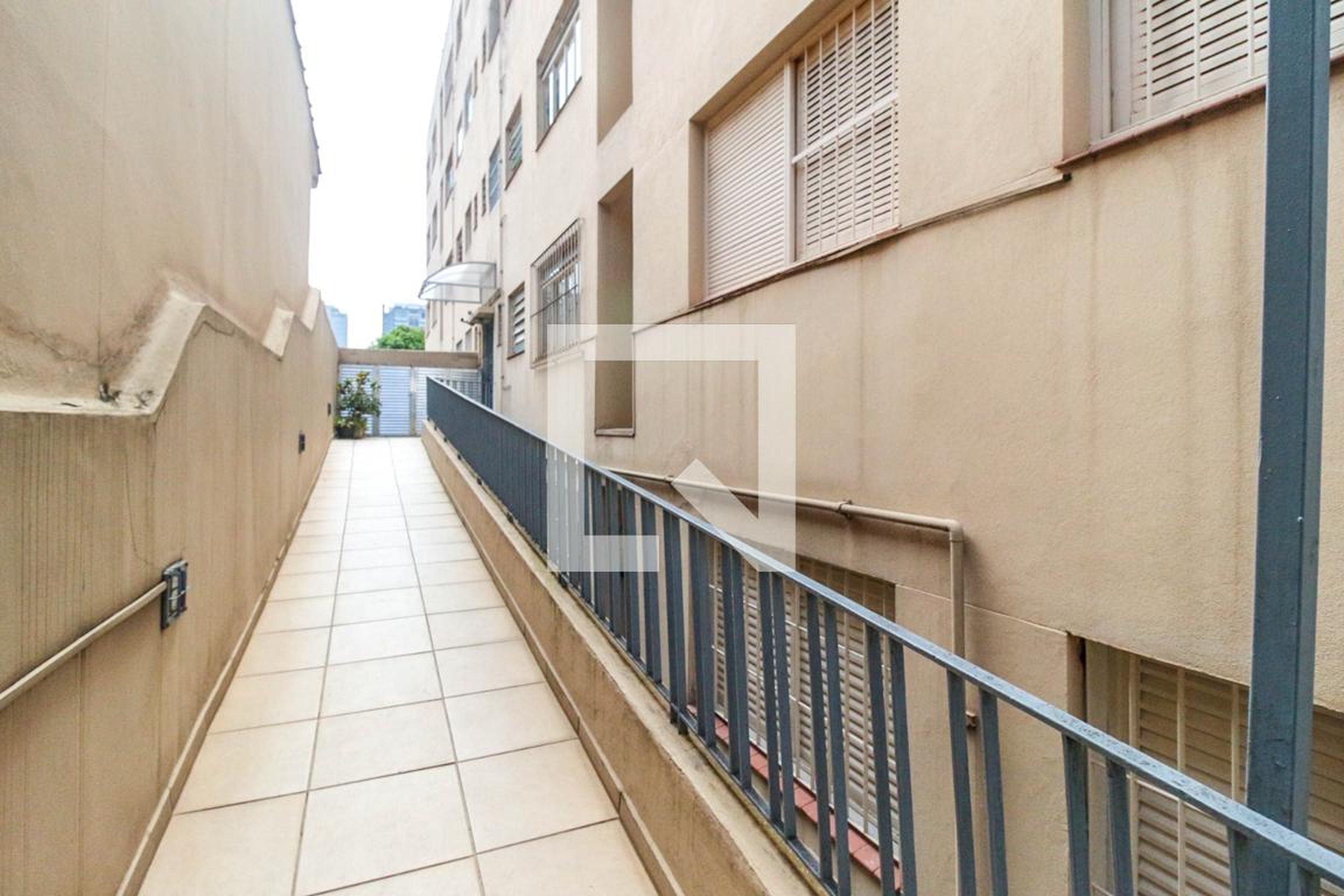 Entrada - Manuel Rodrigues