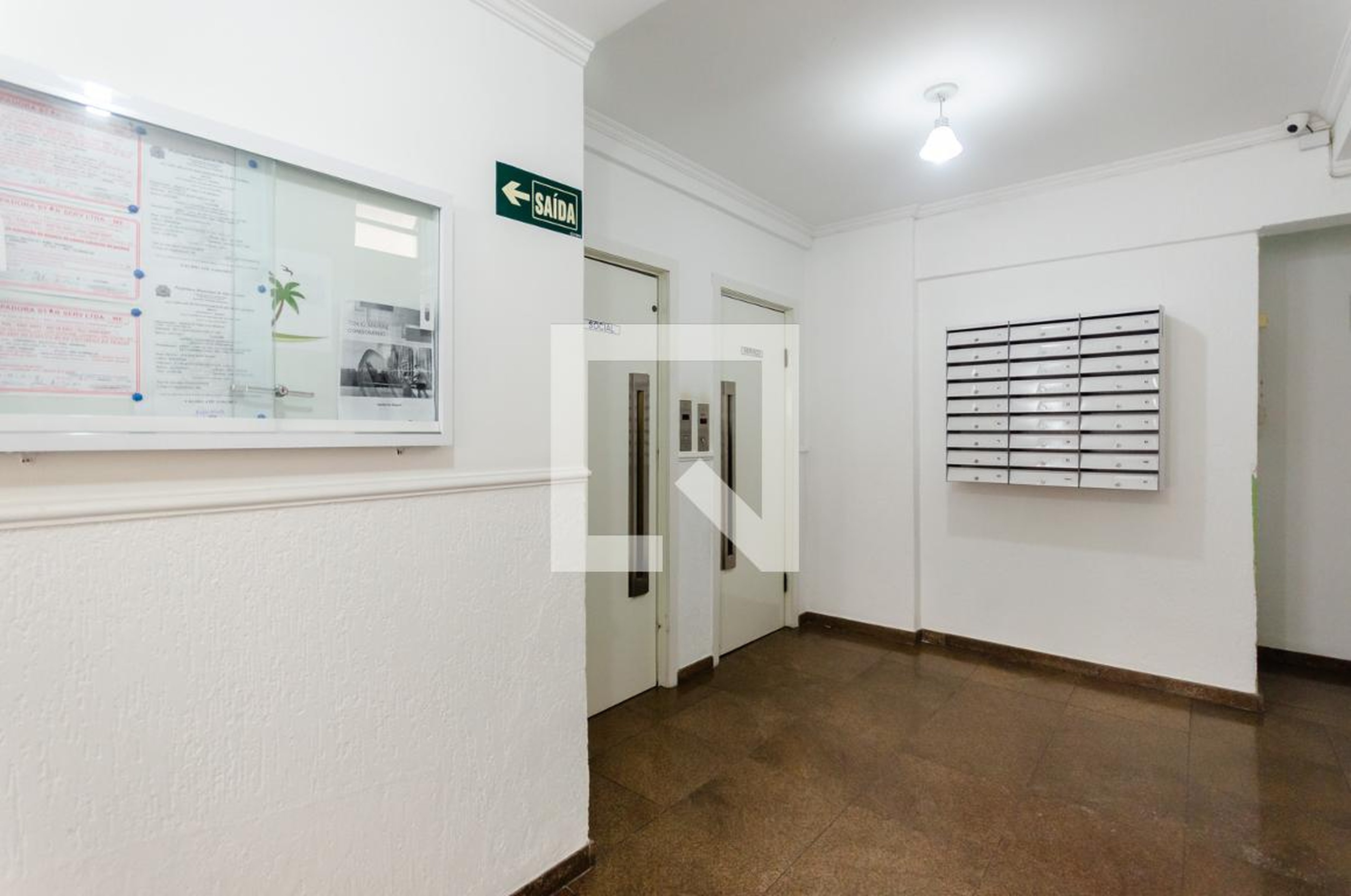 Hall de entrada - Edifício Três Palmeiras