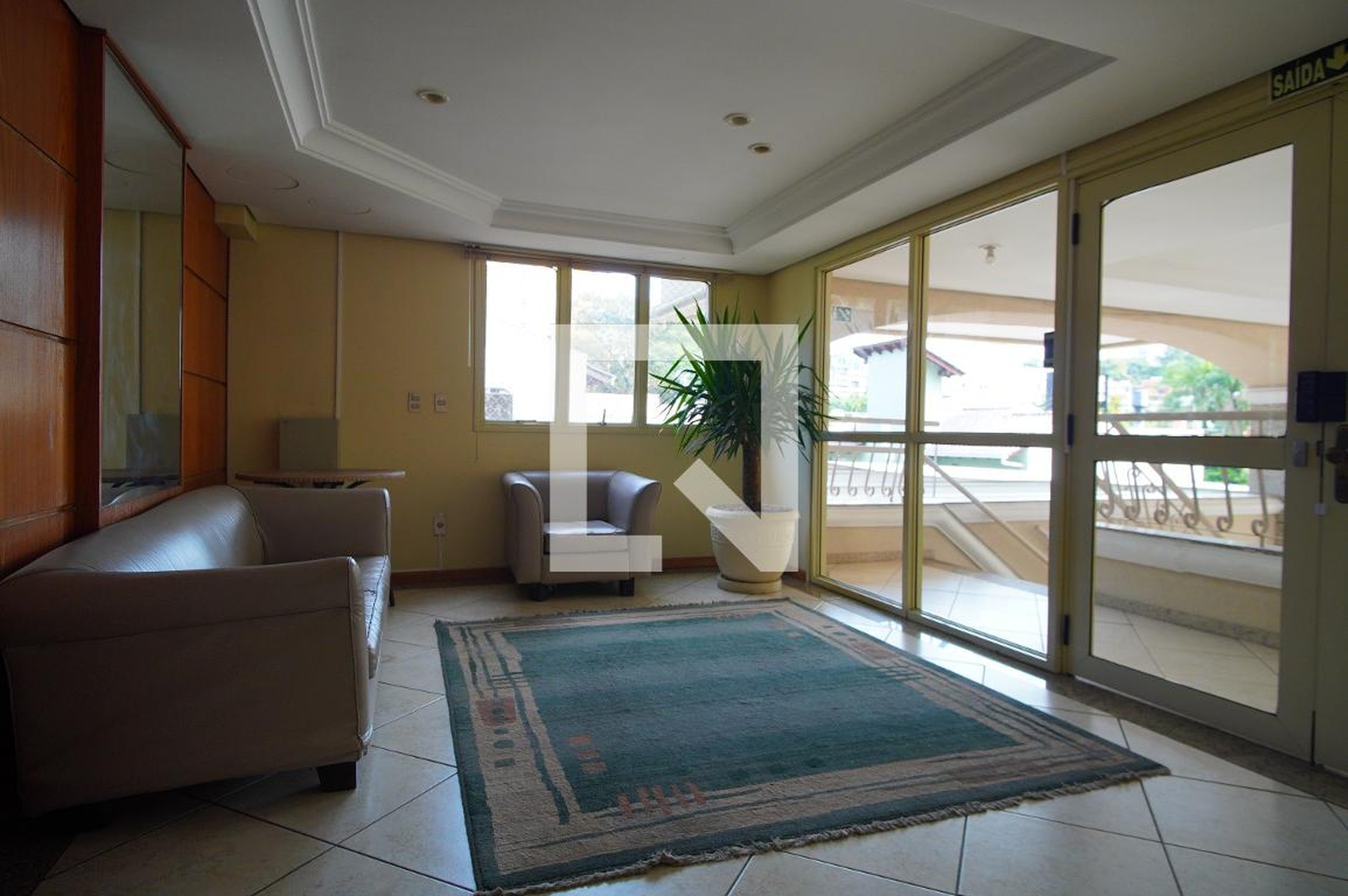 Hall - Príncipe Eduardo