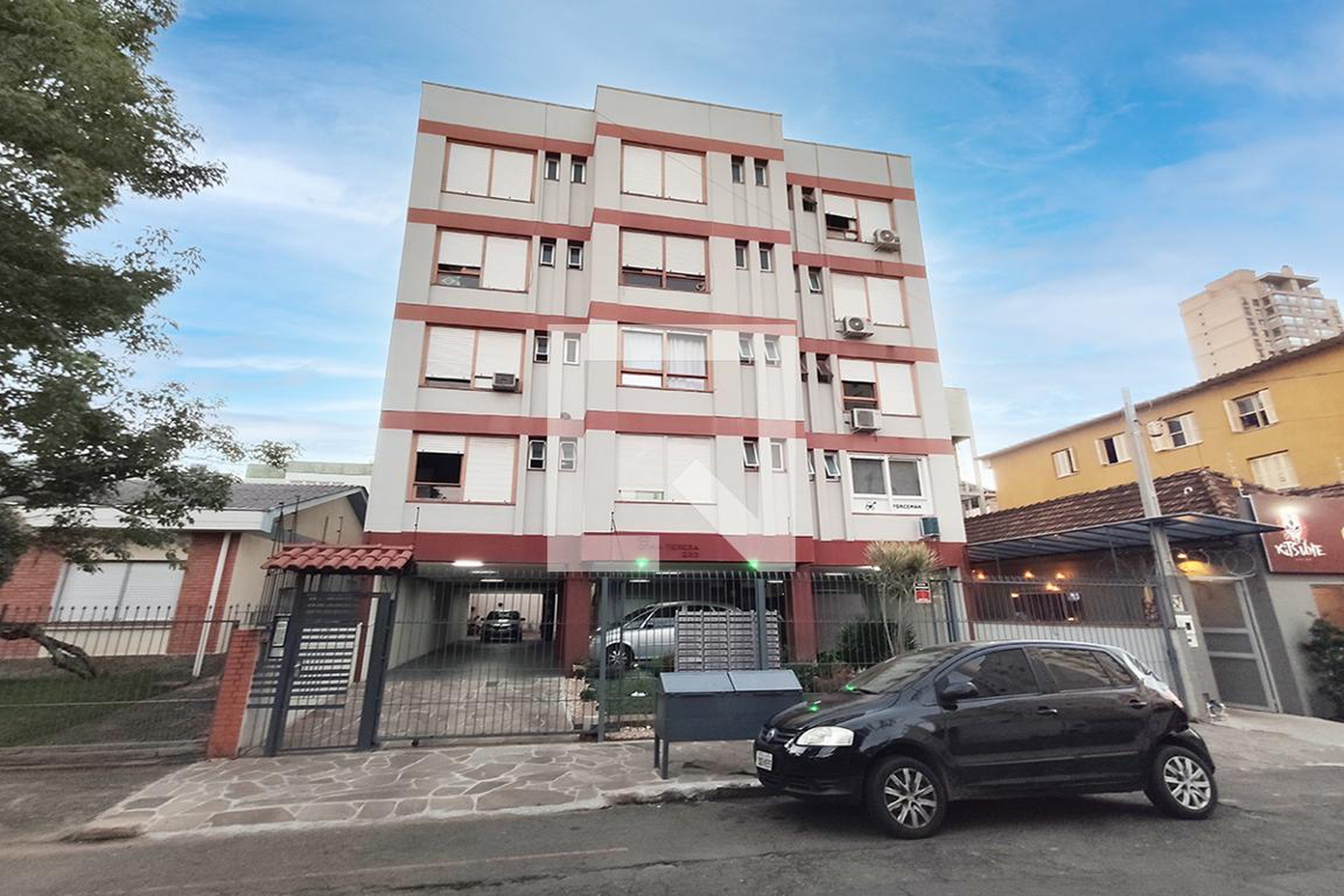 Fachada do Prédio Condomínio Dona Teresa