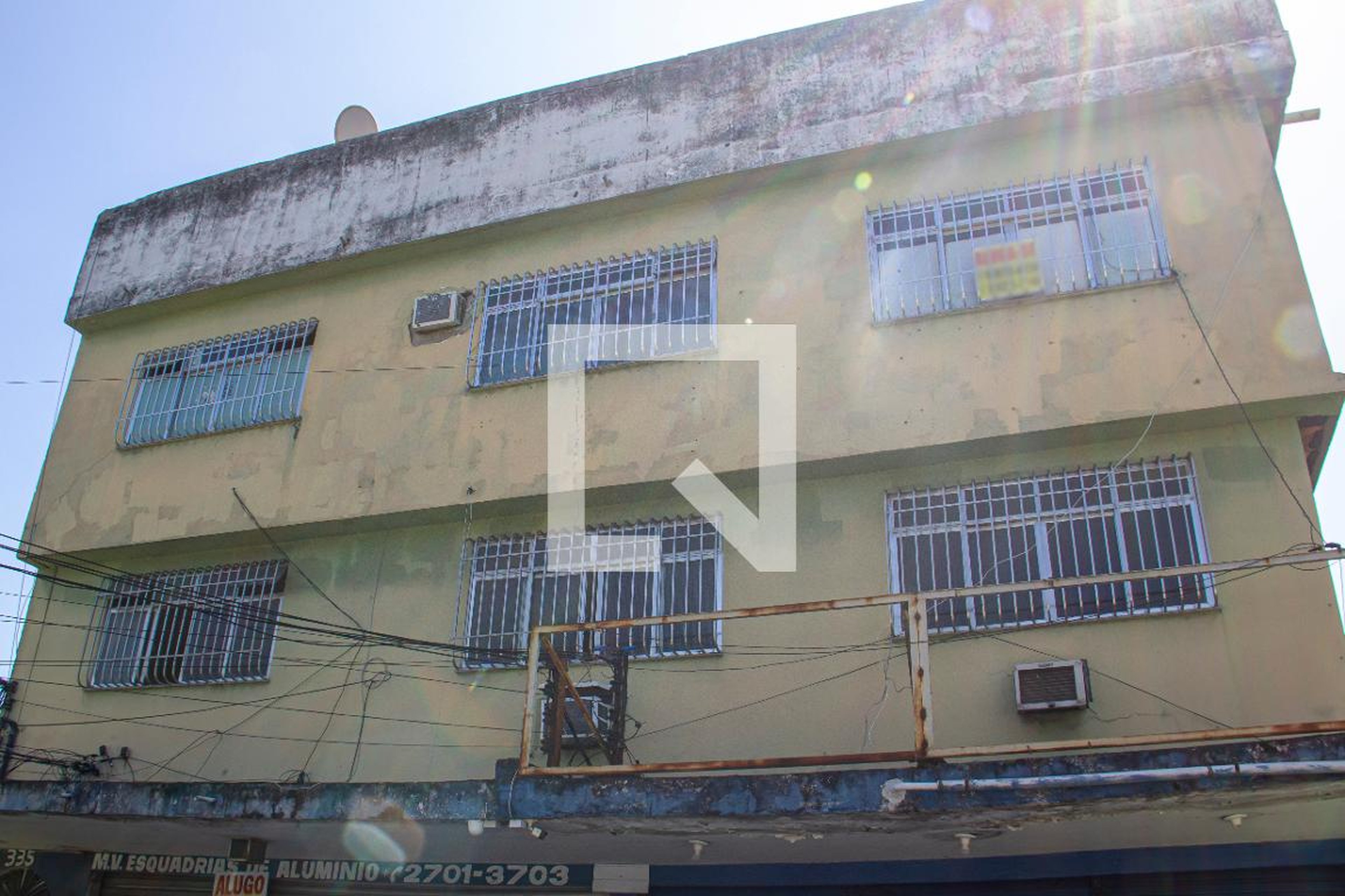 Fachada Condomínio em Avenida Jornalista Roberto Marinho, 335