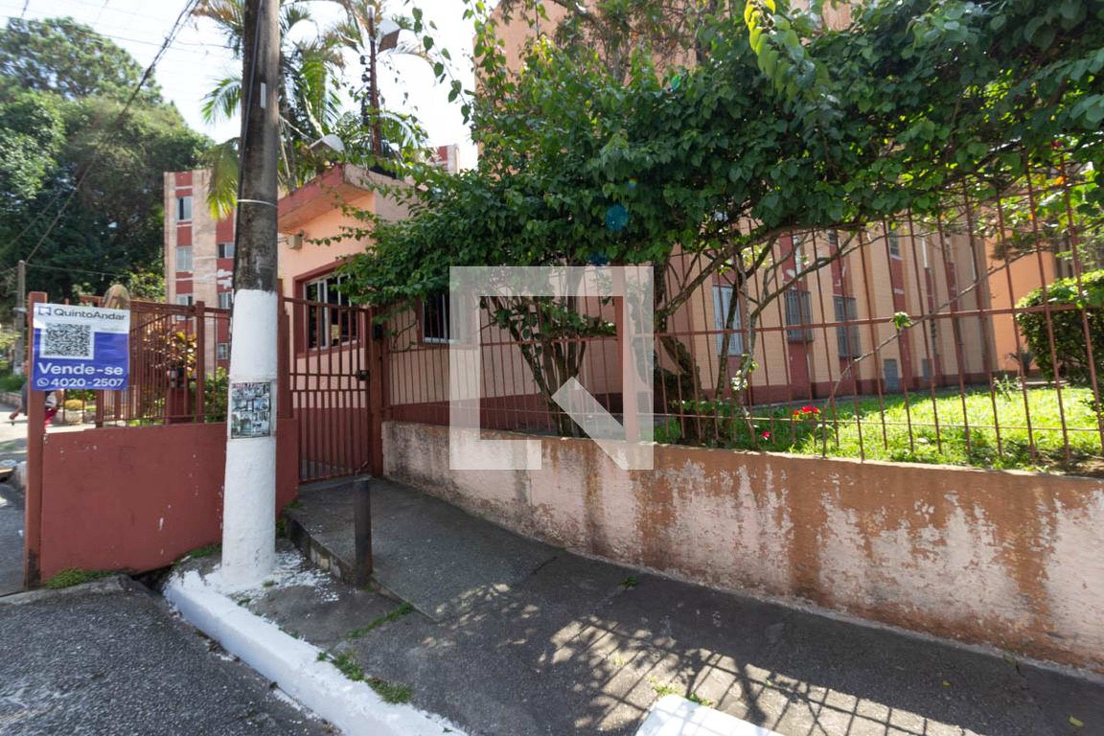 Fachada Condomínio em Avenida Professora Virgília Rodrigues Alves de Carvalho Pinto, 67