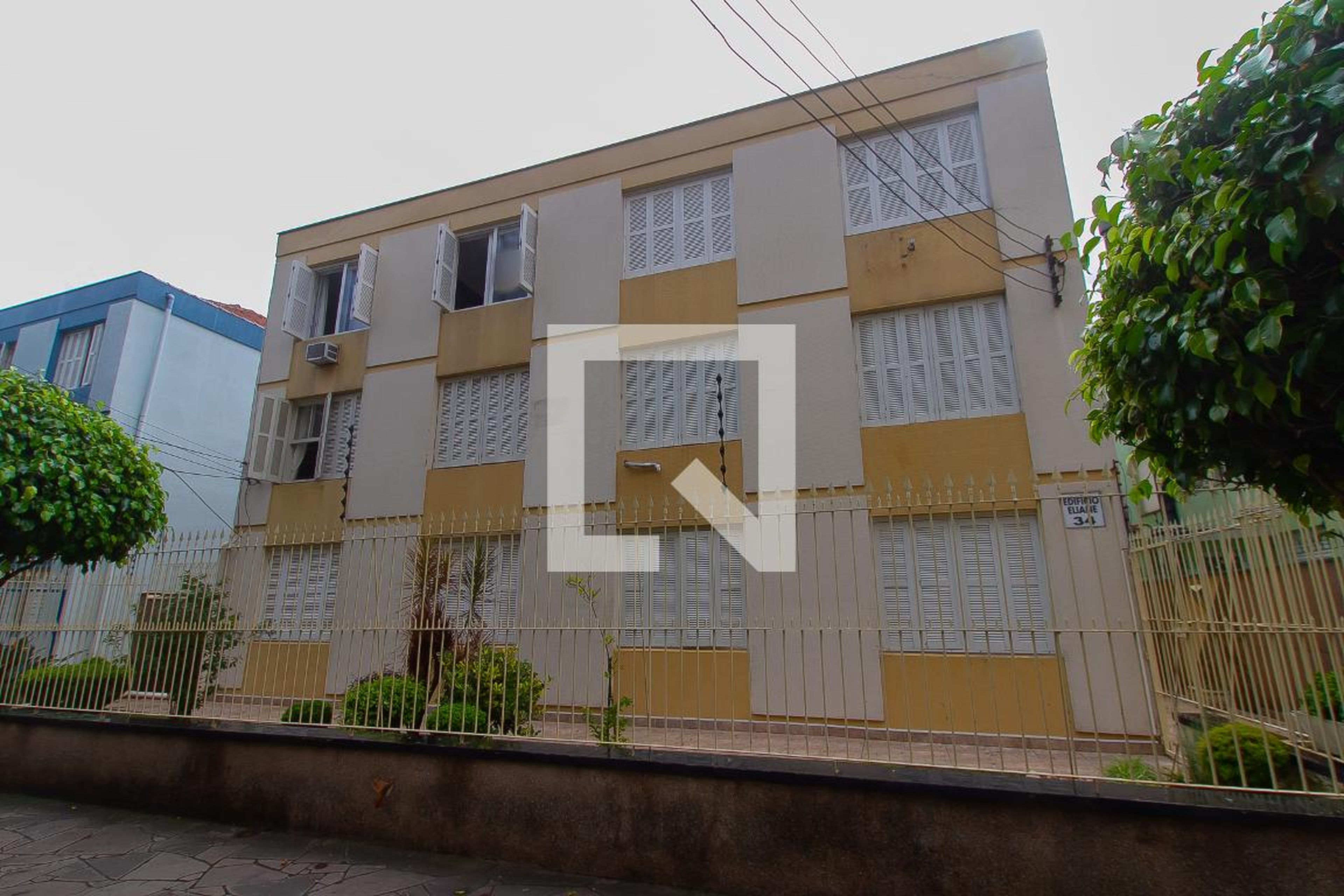 Fachada Condomínio em Travessa Olímpio de Oliveira Pachêco, 34