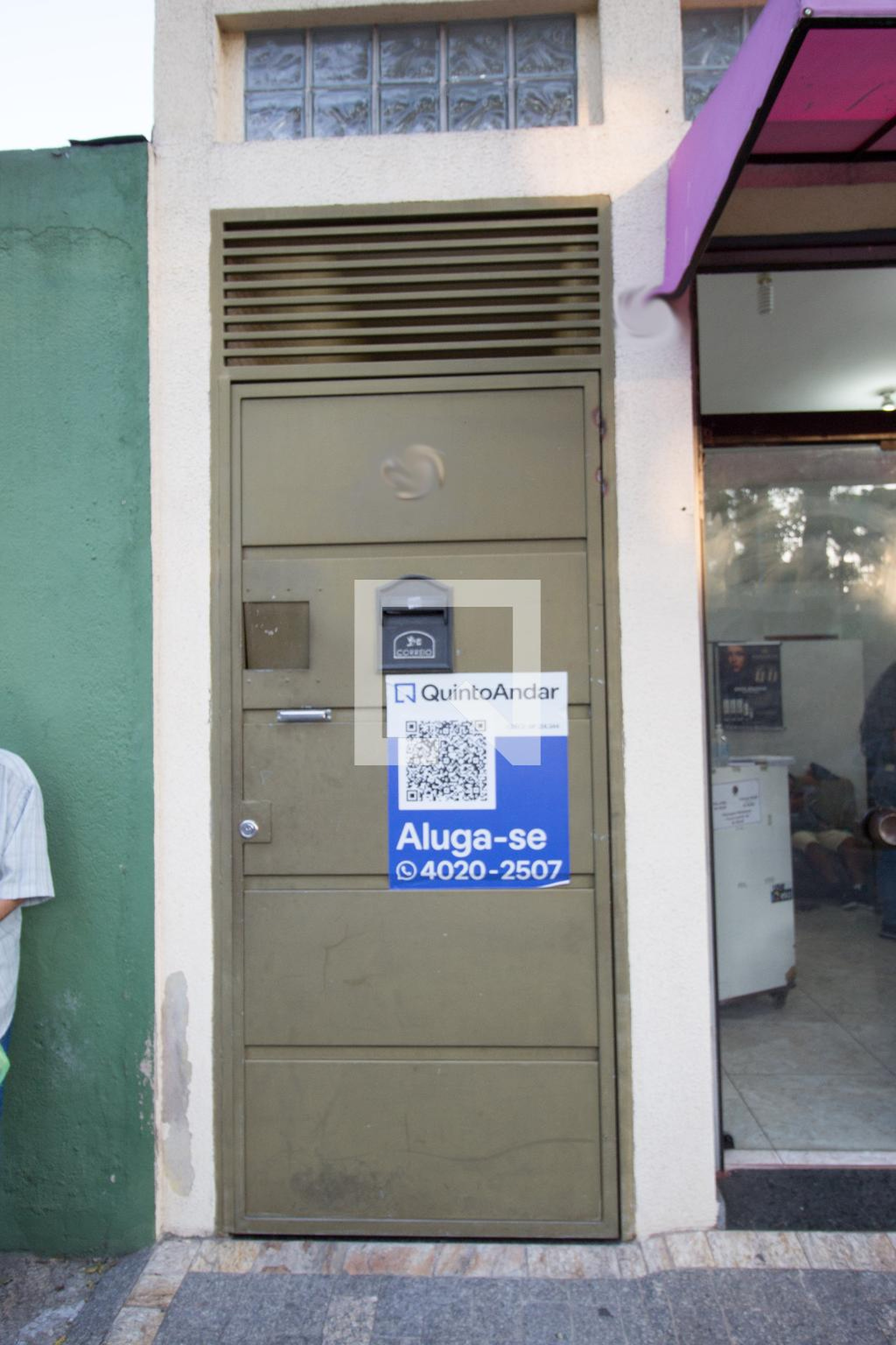 Fachada Condomínio em Rua Murici, 50