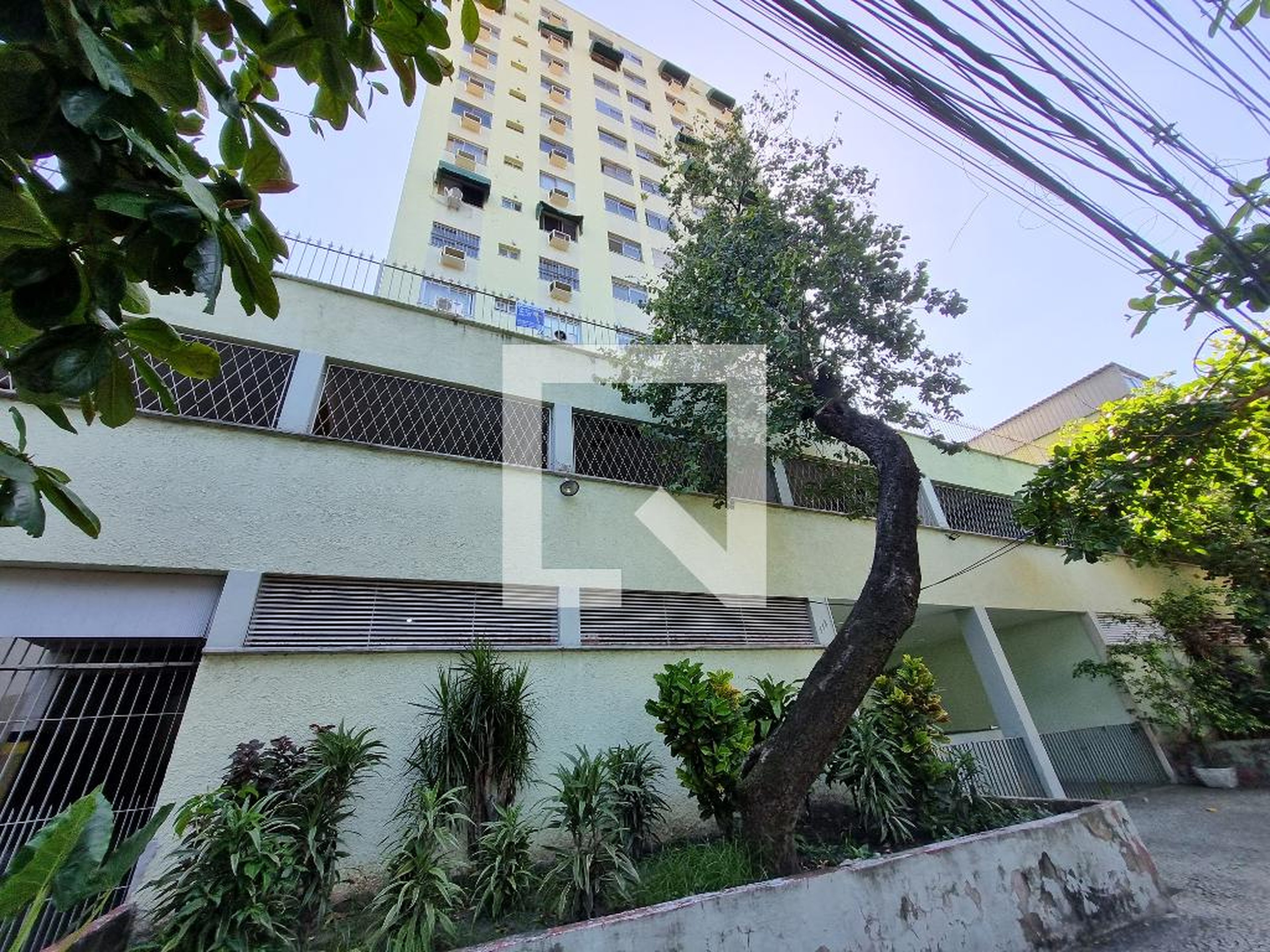 Fachada do Prédio Condomínio em Rua Valerio, 0