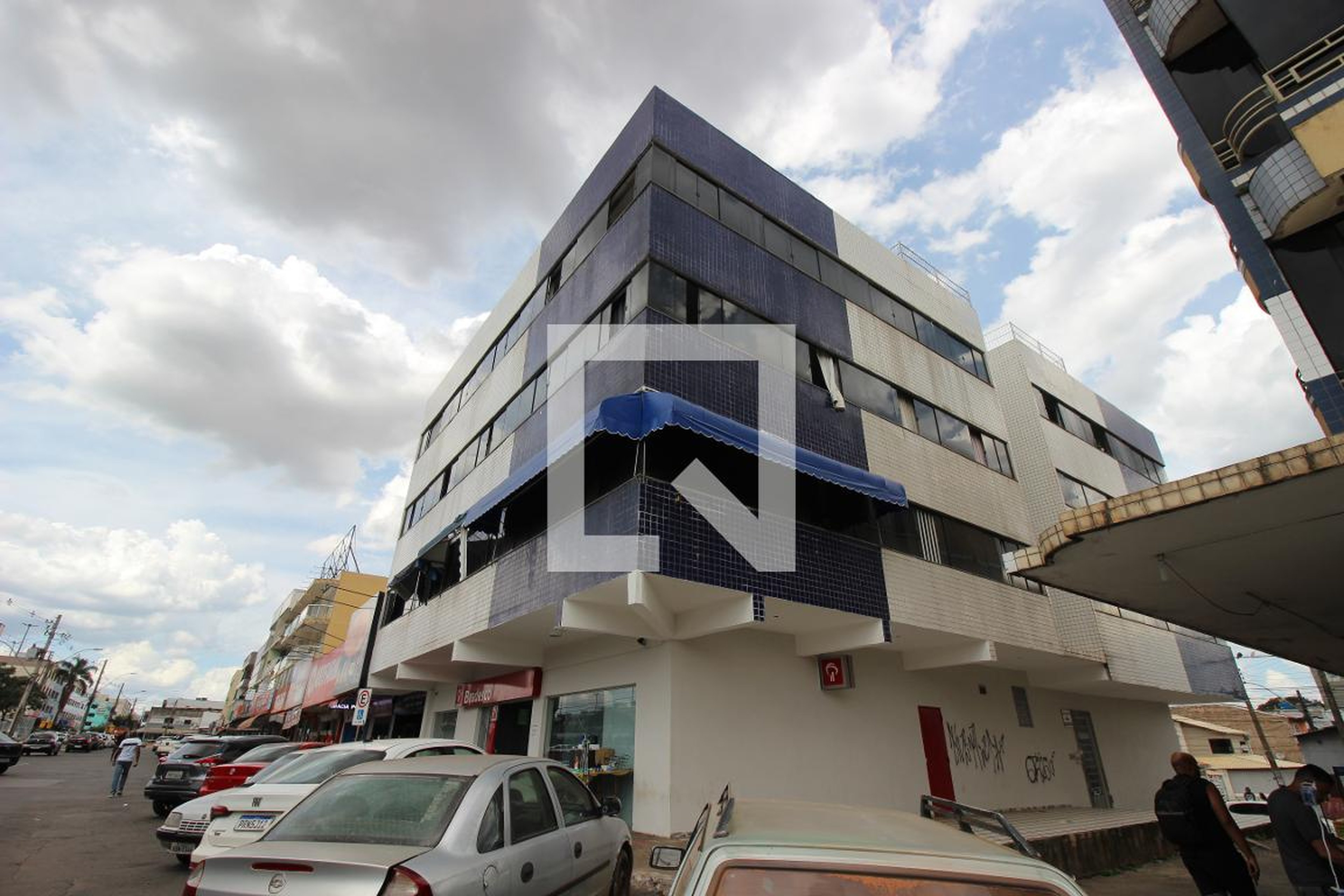 Fachada Condomínio em Cls 4 Bloco B, 4