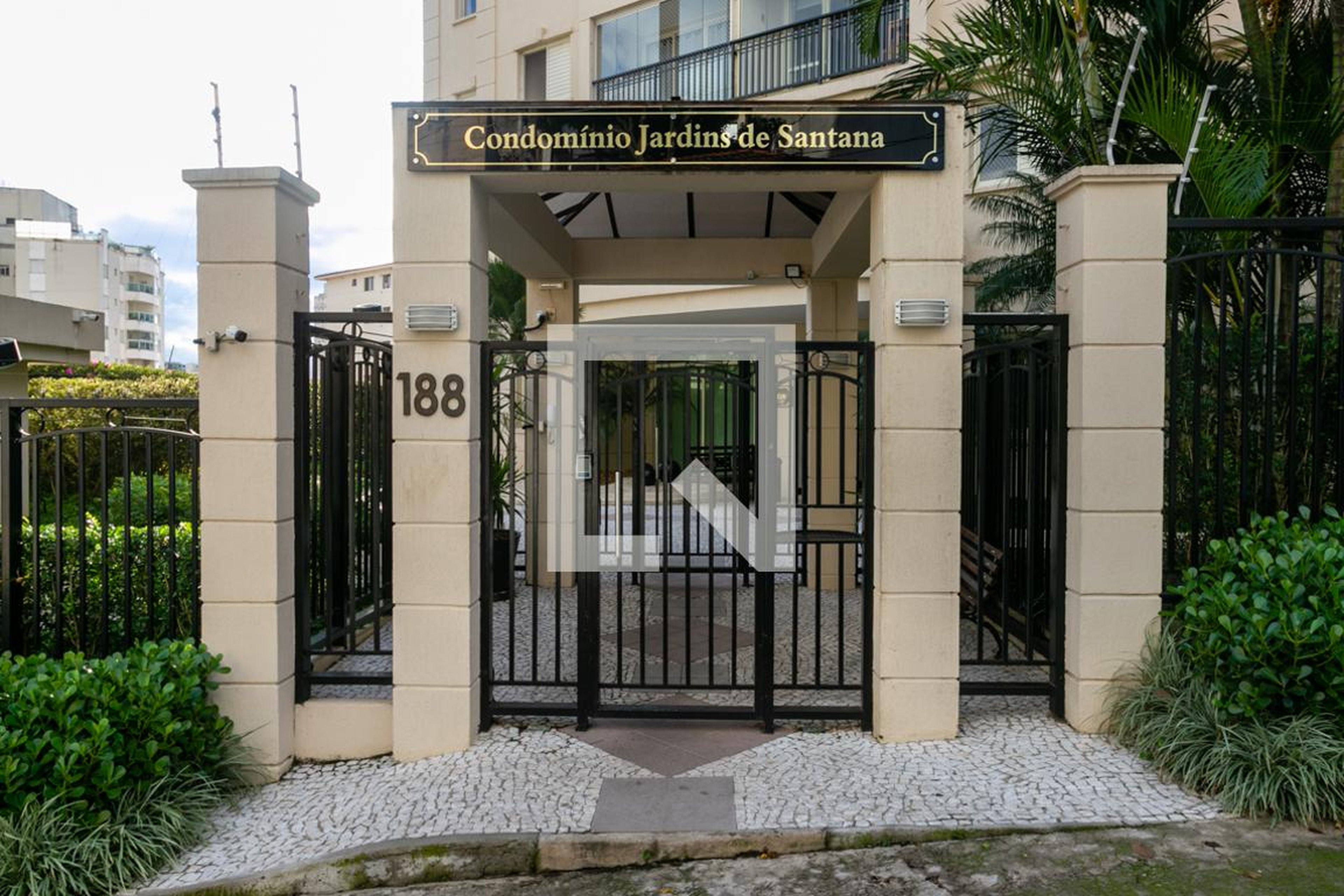 Fachada do Condomínio Condomínio Jardins de Santana