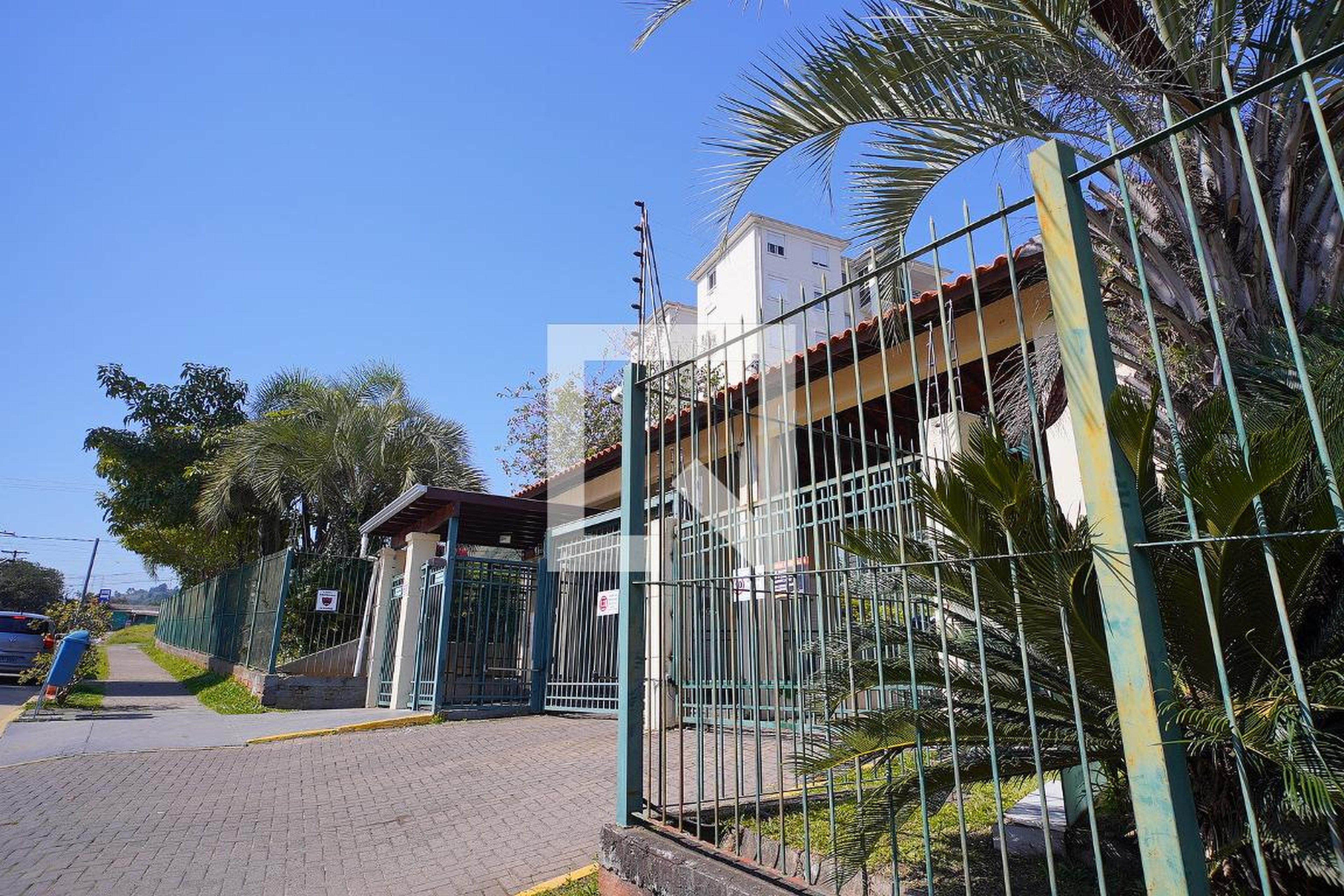 Fachada do Condomínio Condomínio Rossi Brisa