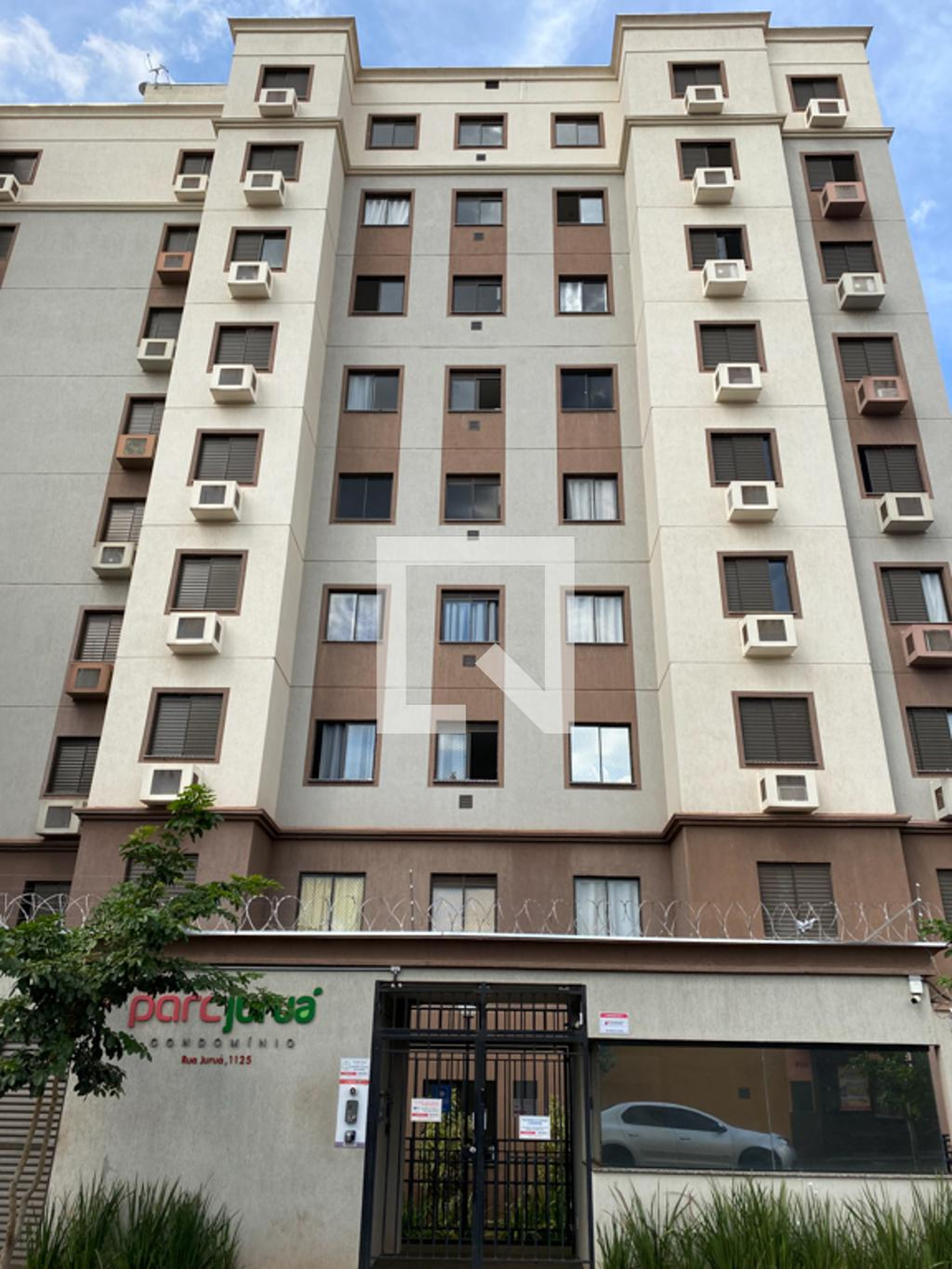 Fachada do Condomínio Condomínio Parc Jurua  Torre Buriti