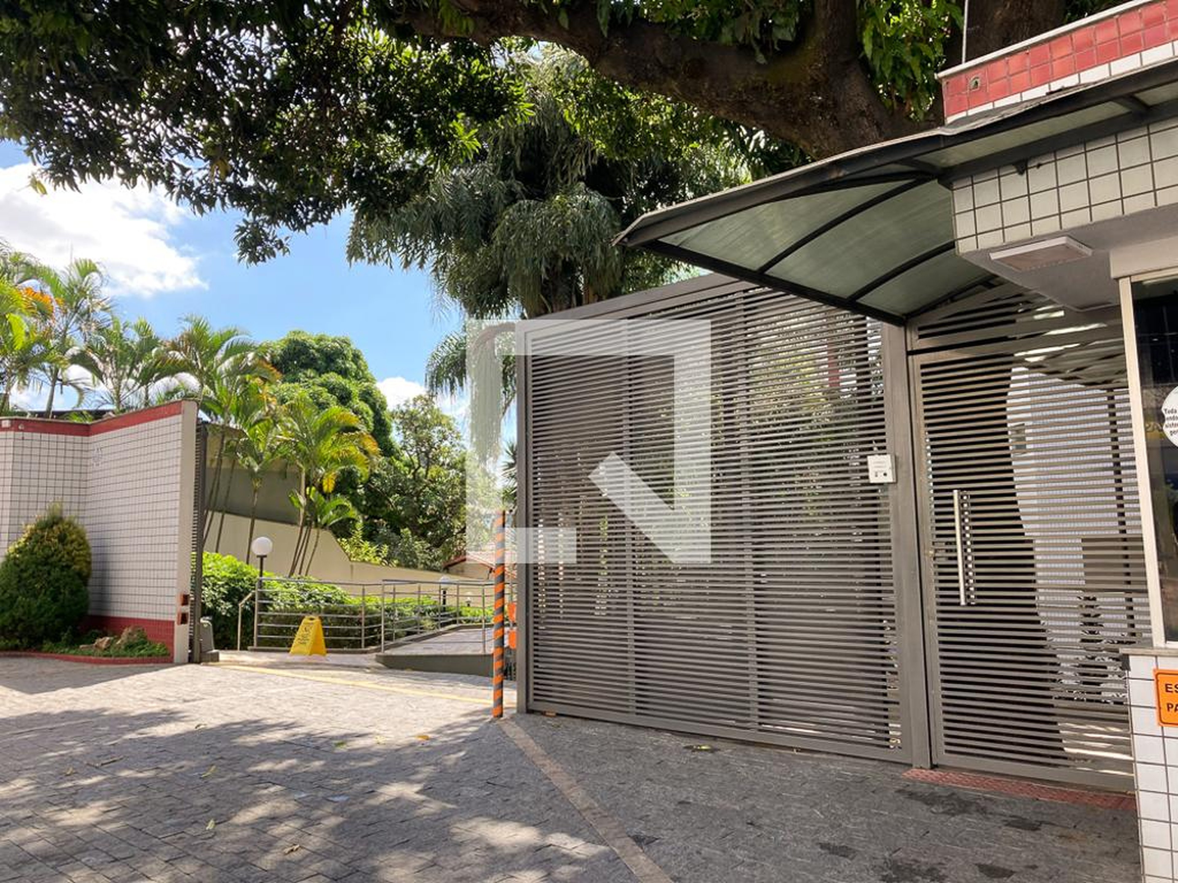 Fachada do Condomínio Residencial Pampulha