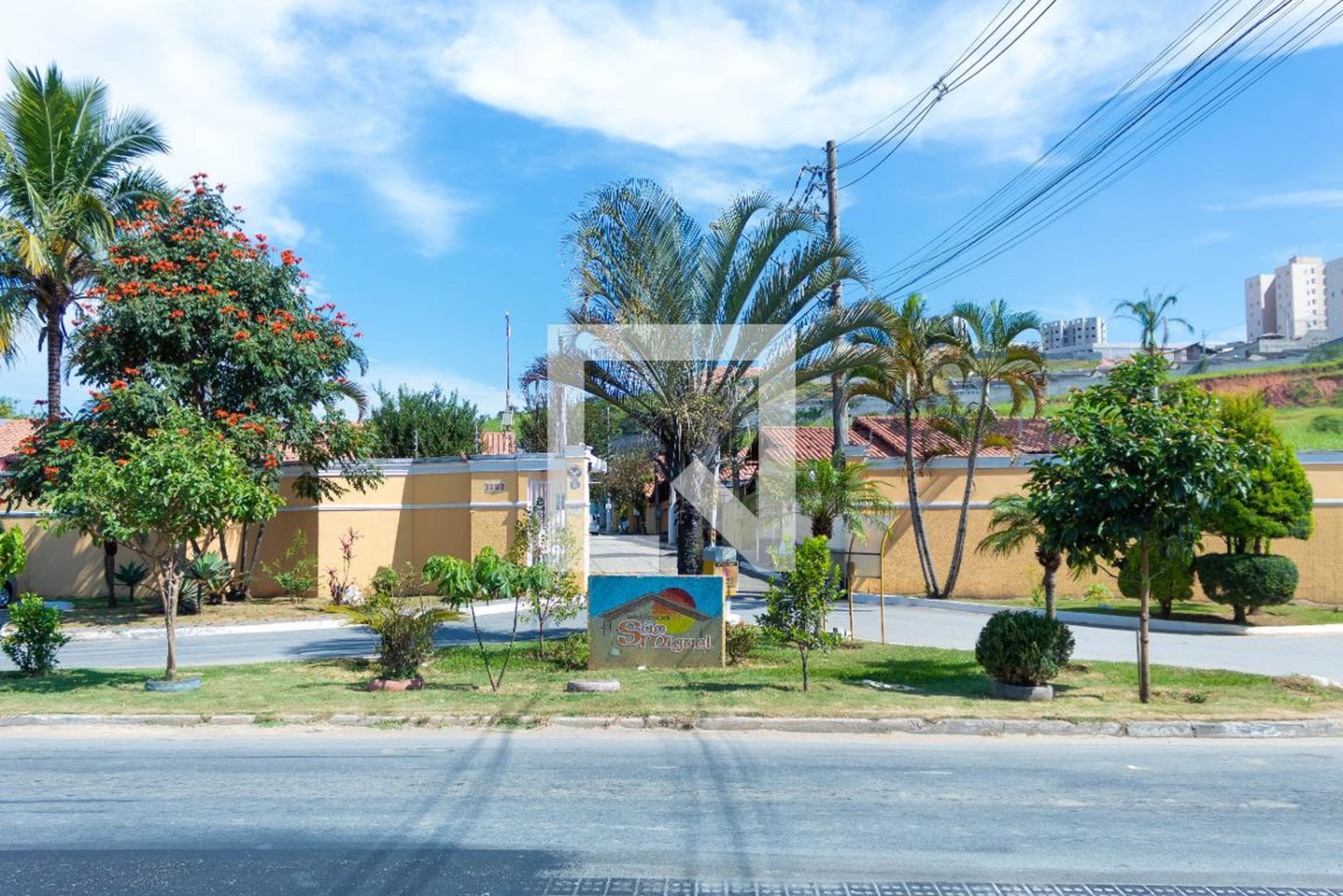 Fachada do Condomínio Residencial São Miguel