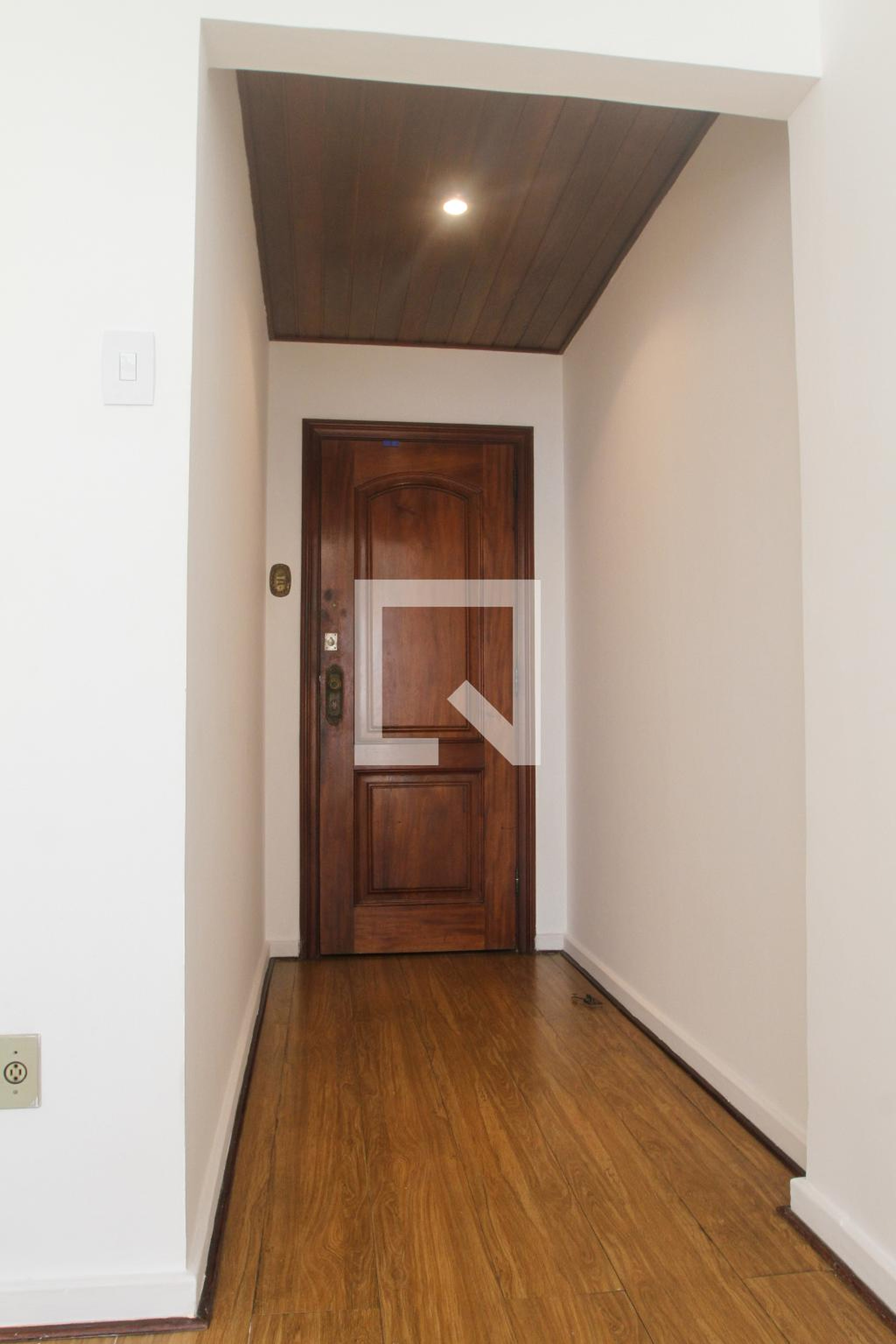 Hall de Entrada - Edifício Duque D'Anjou