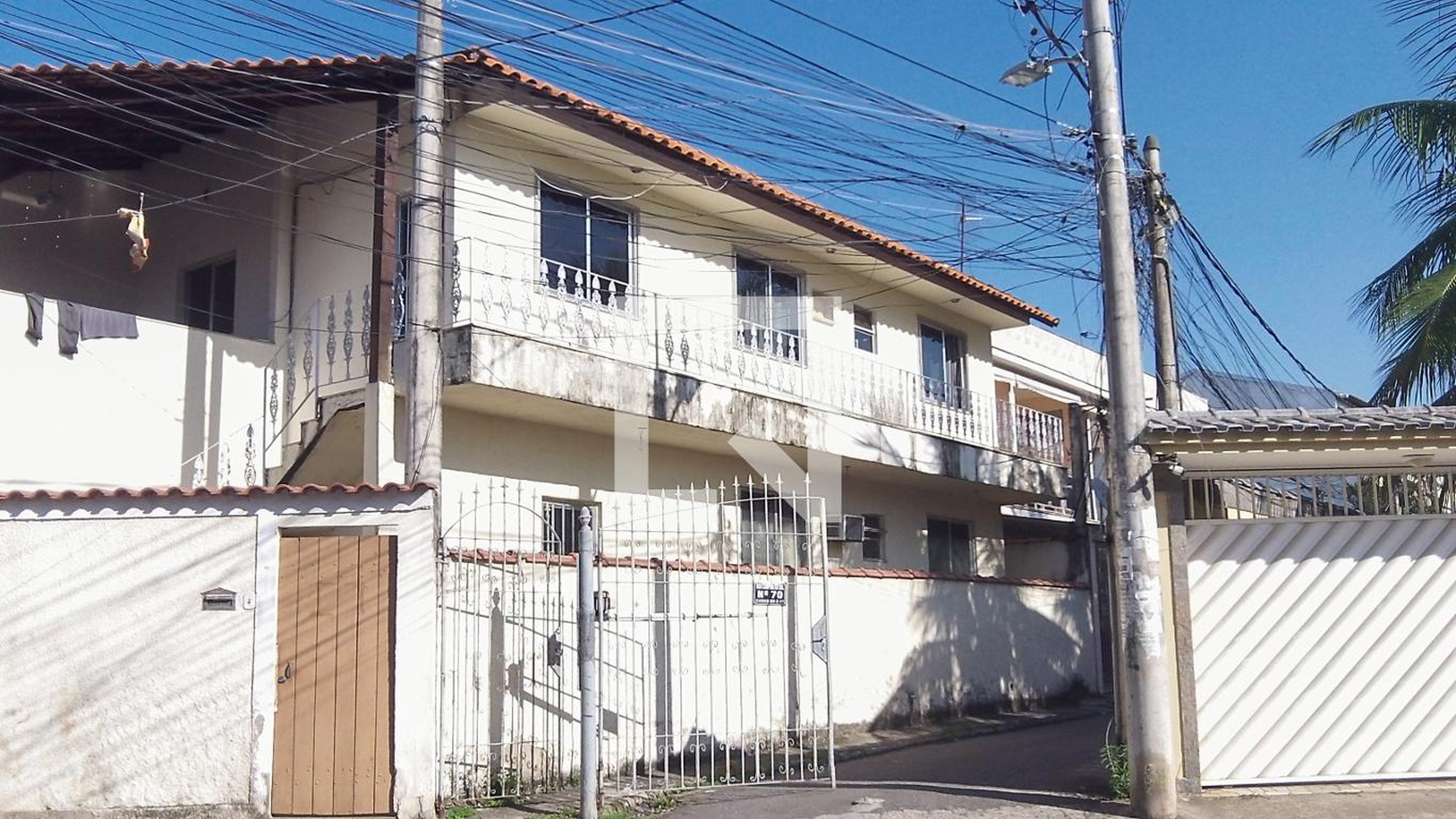 Fachada do Condomínio Condomínio em Rua Campinas do Sul, 70