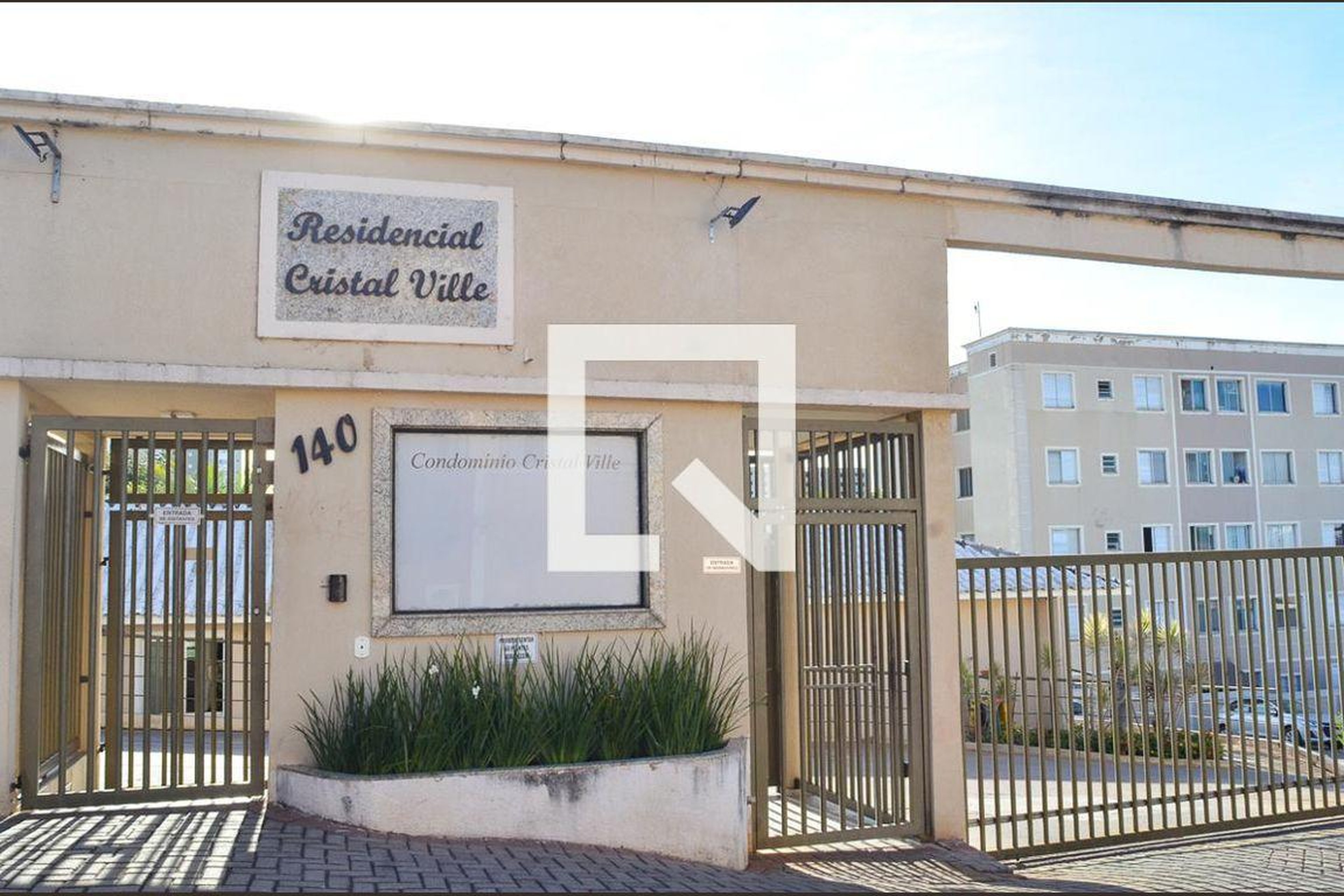 Fachada do Condomínio Condomínio Cristal Ville