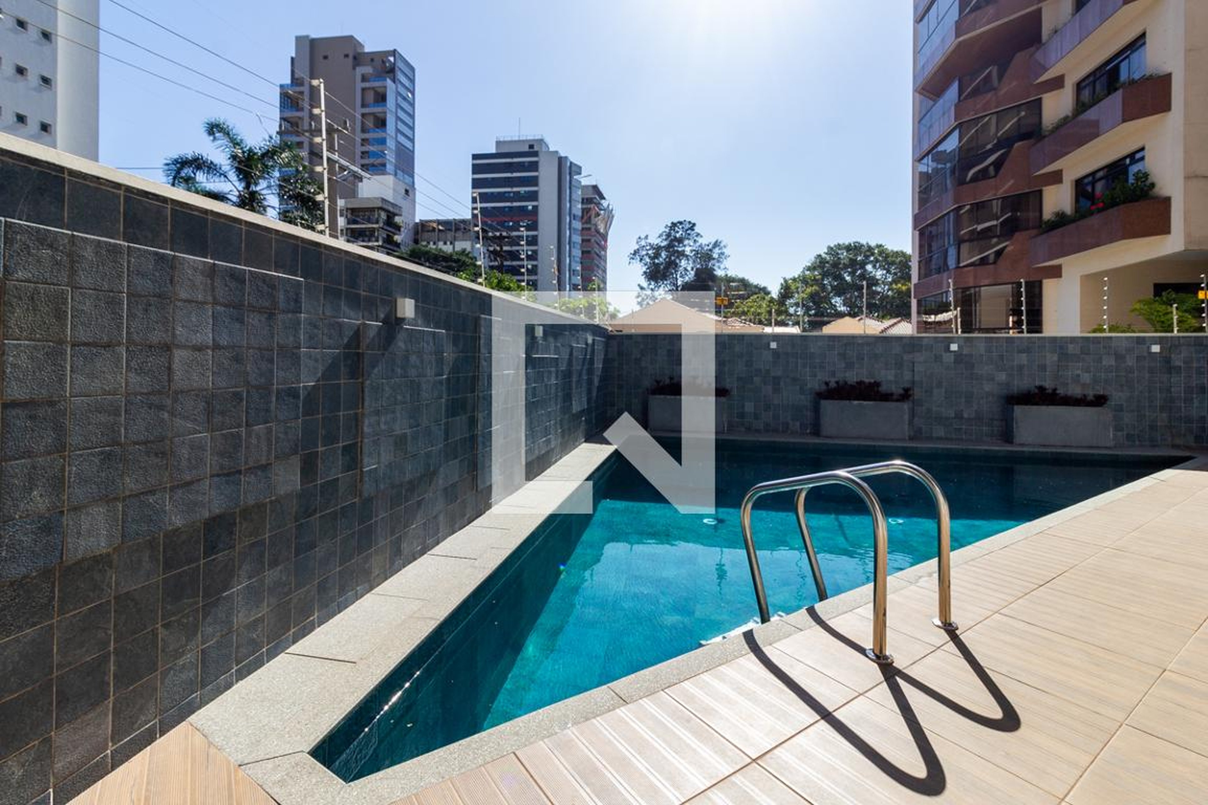 Piscina - River House
