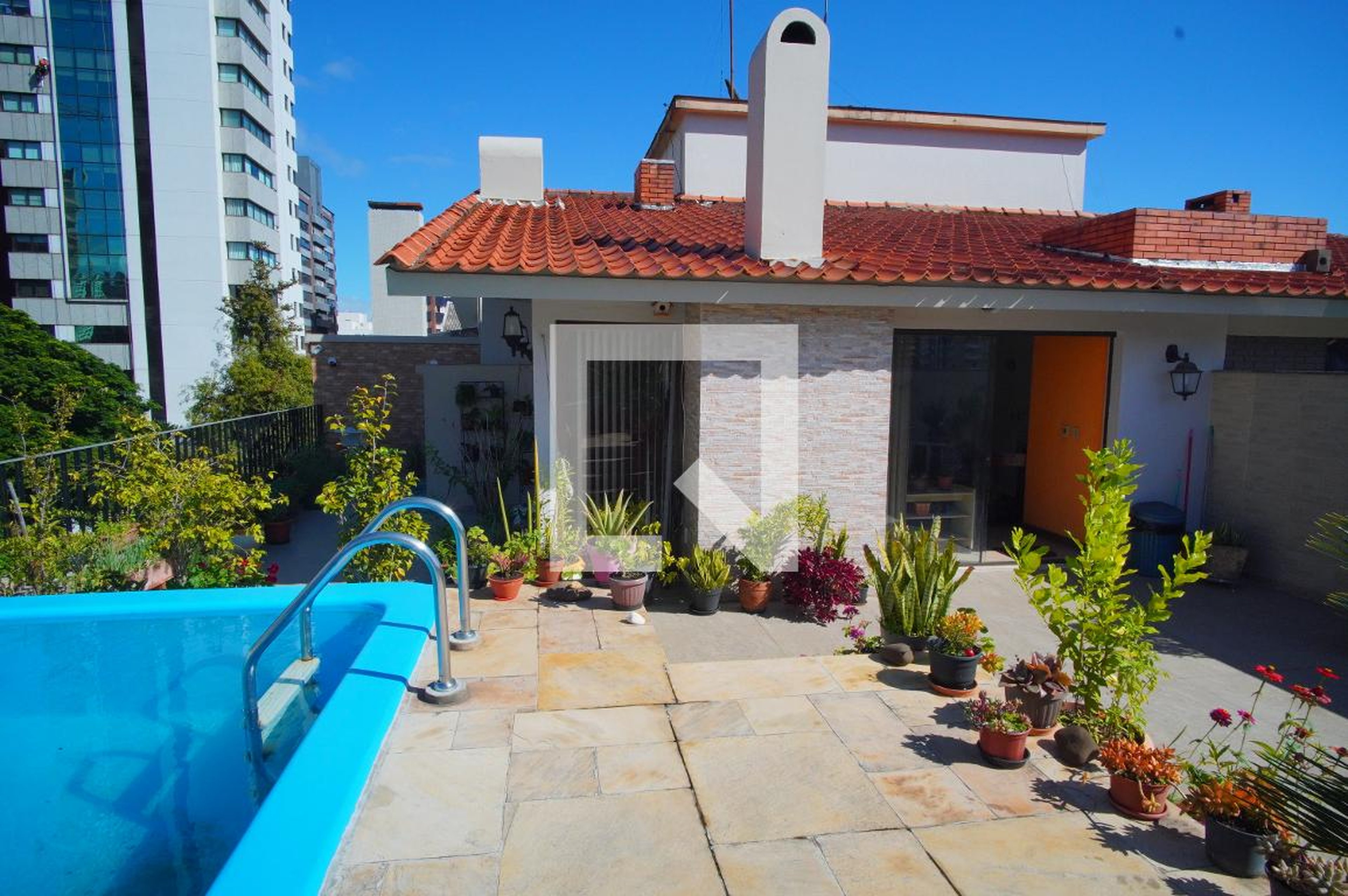 Piscina - Edifício Palacio Rheingantz