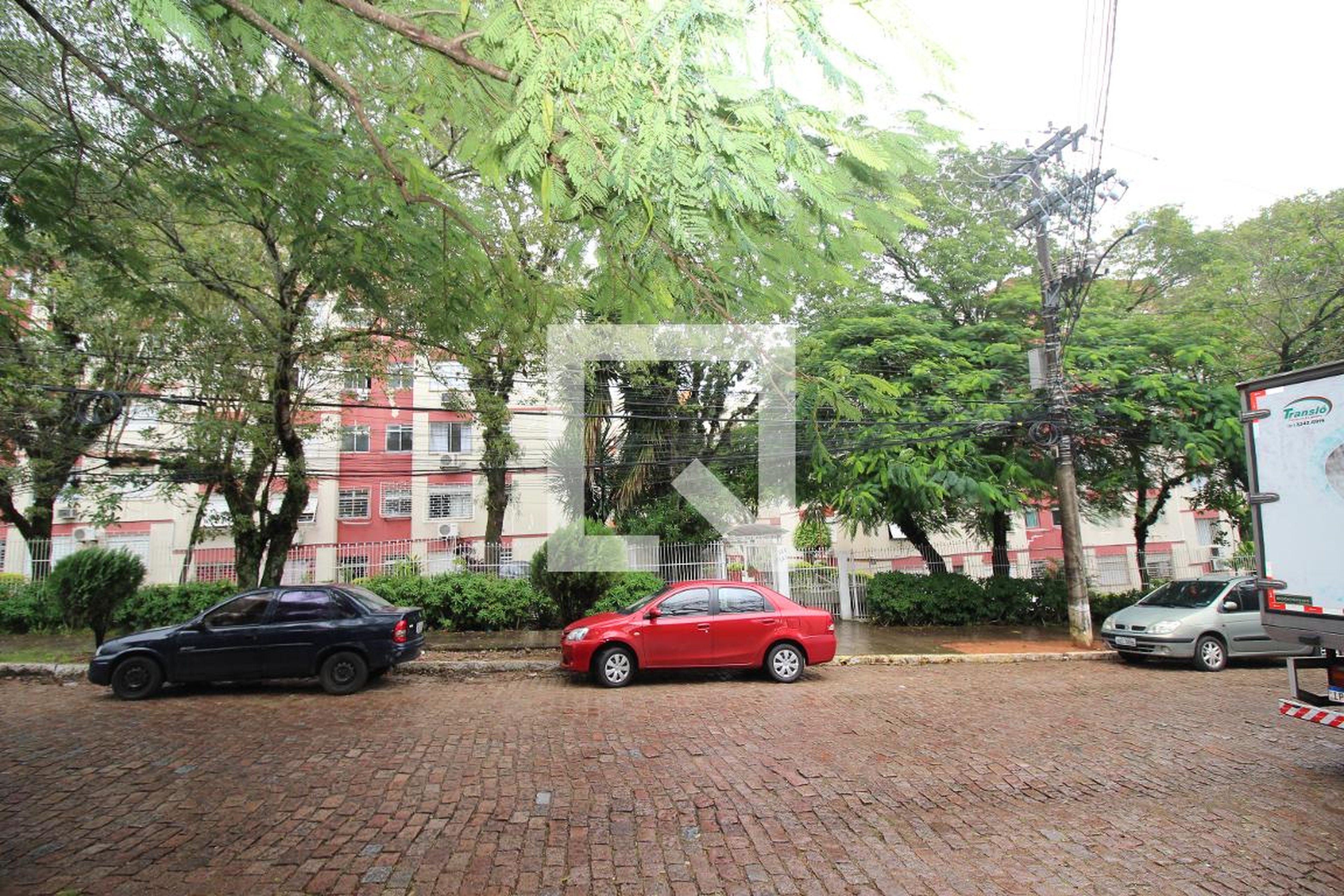 Fachada do Condomínio Edifício Colina das Paineiras