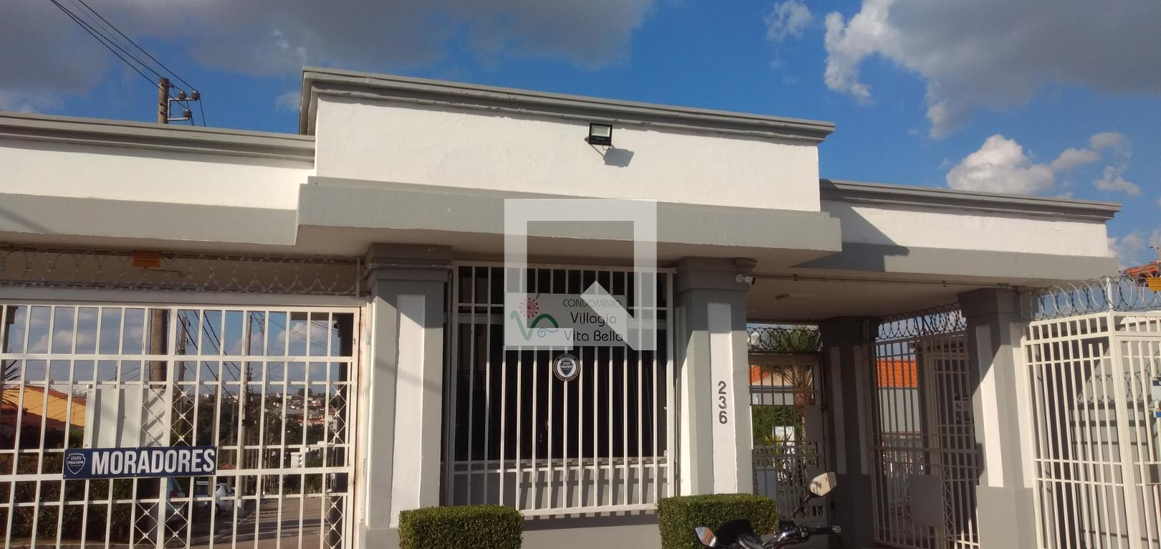 Fachada do Condomínio Condomínio Villagio Vita Bella
