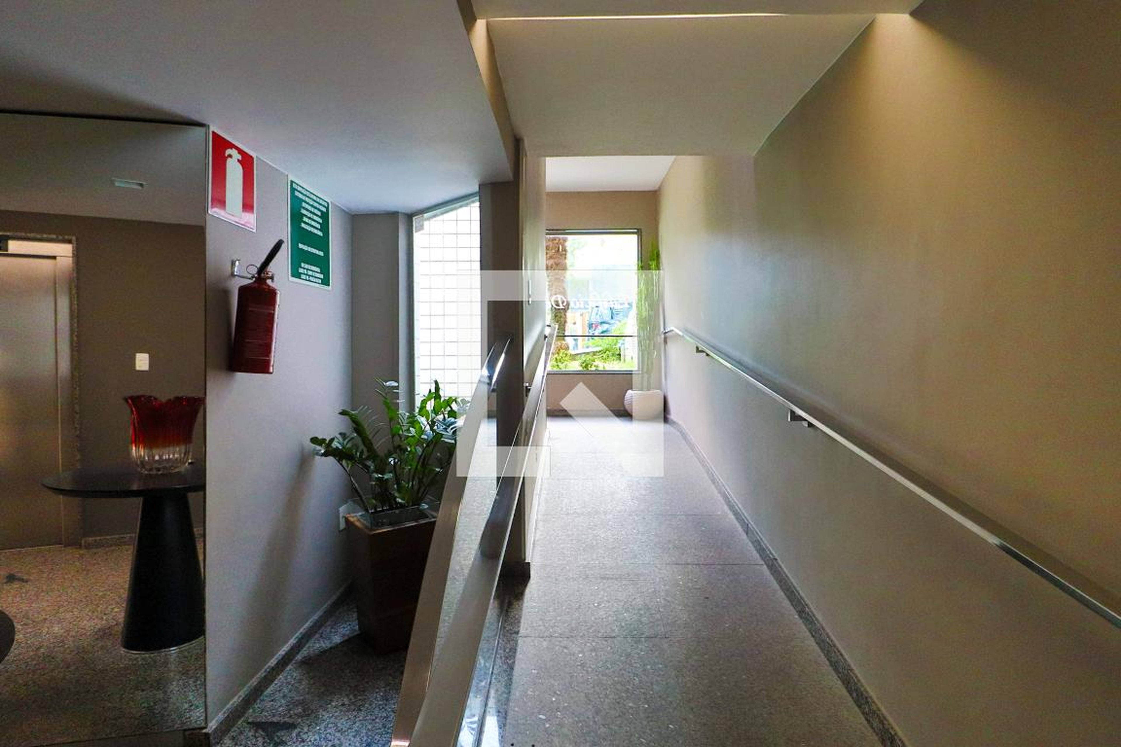 Hall de Entrada - Edifício Débora