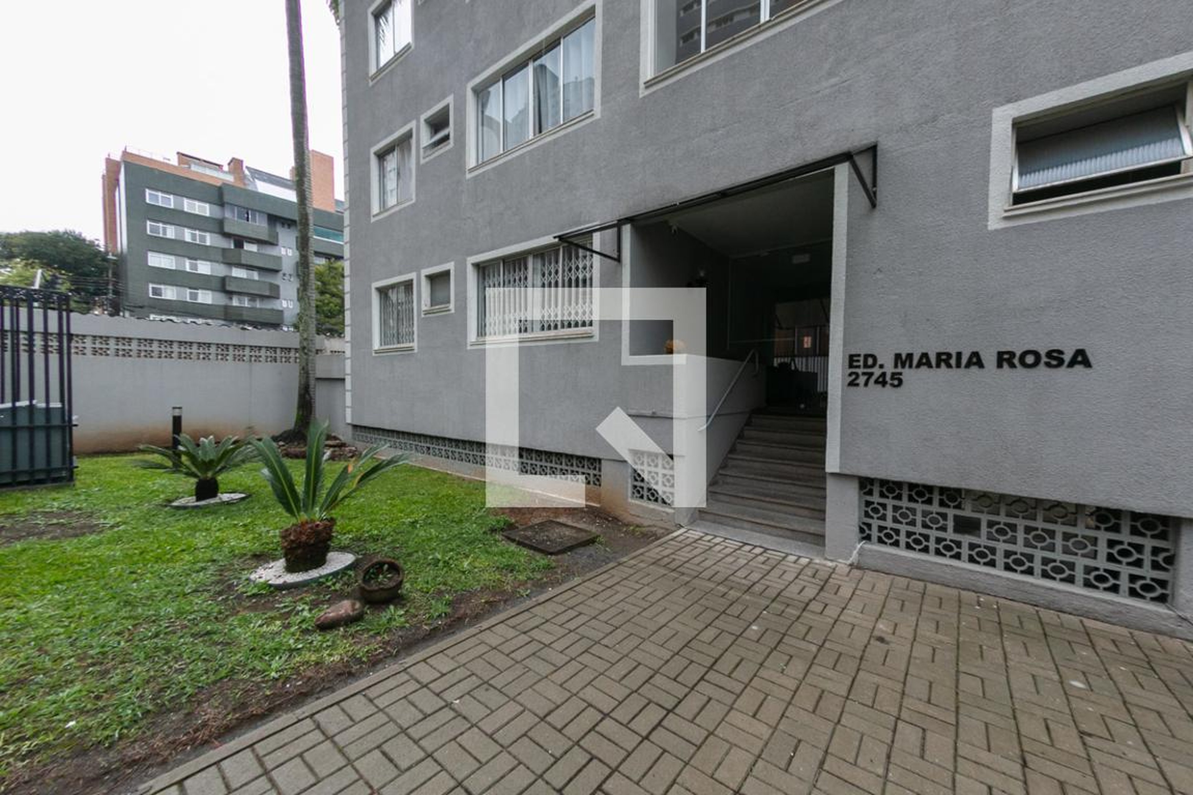 Entrada - Edifício Maria Rosa