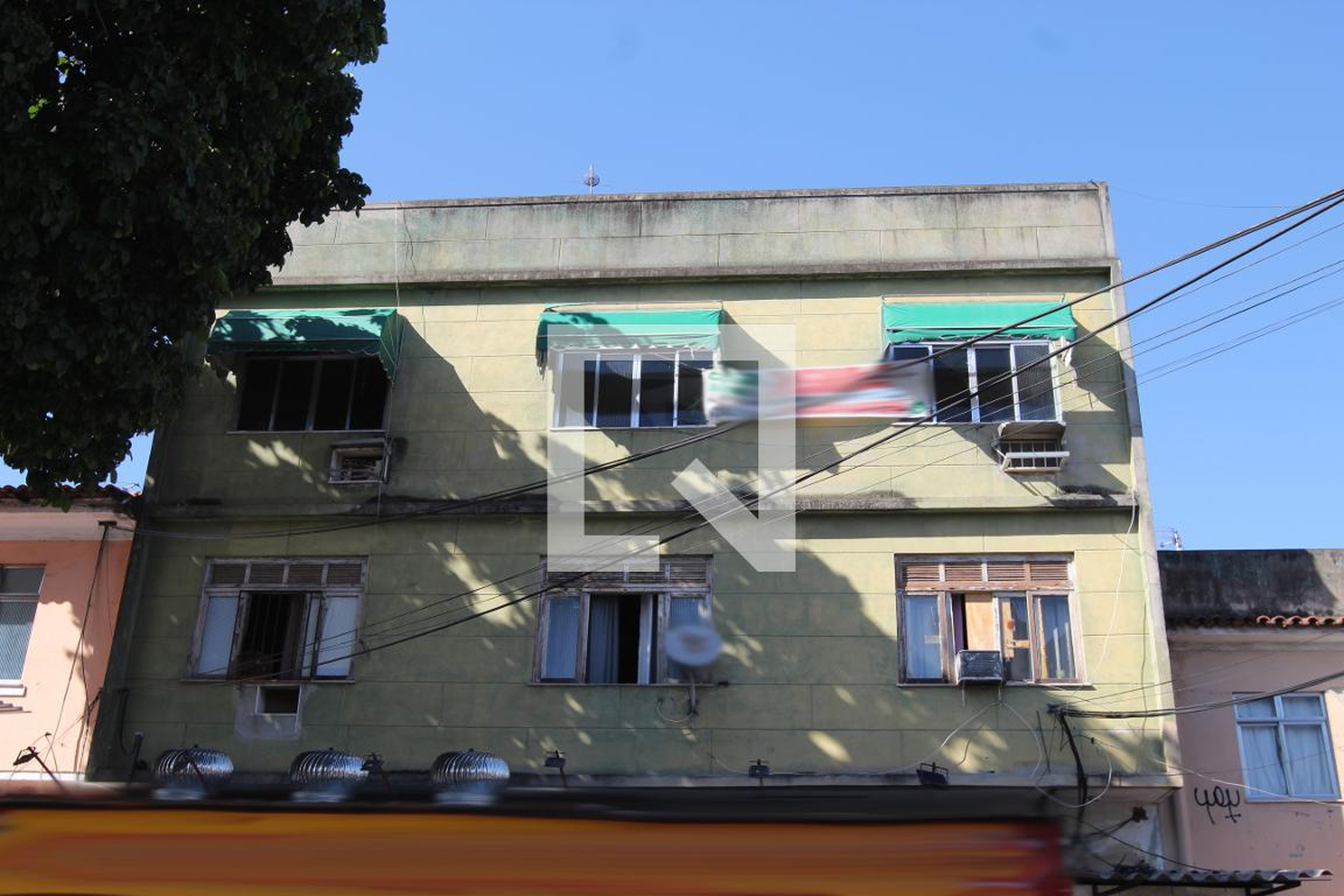 Fachada Condomínio em Rua Debussy, 361