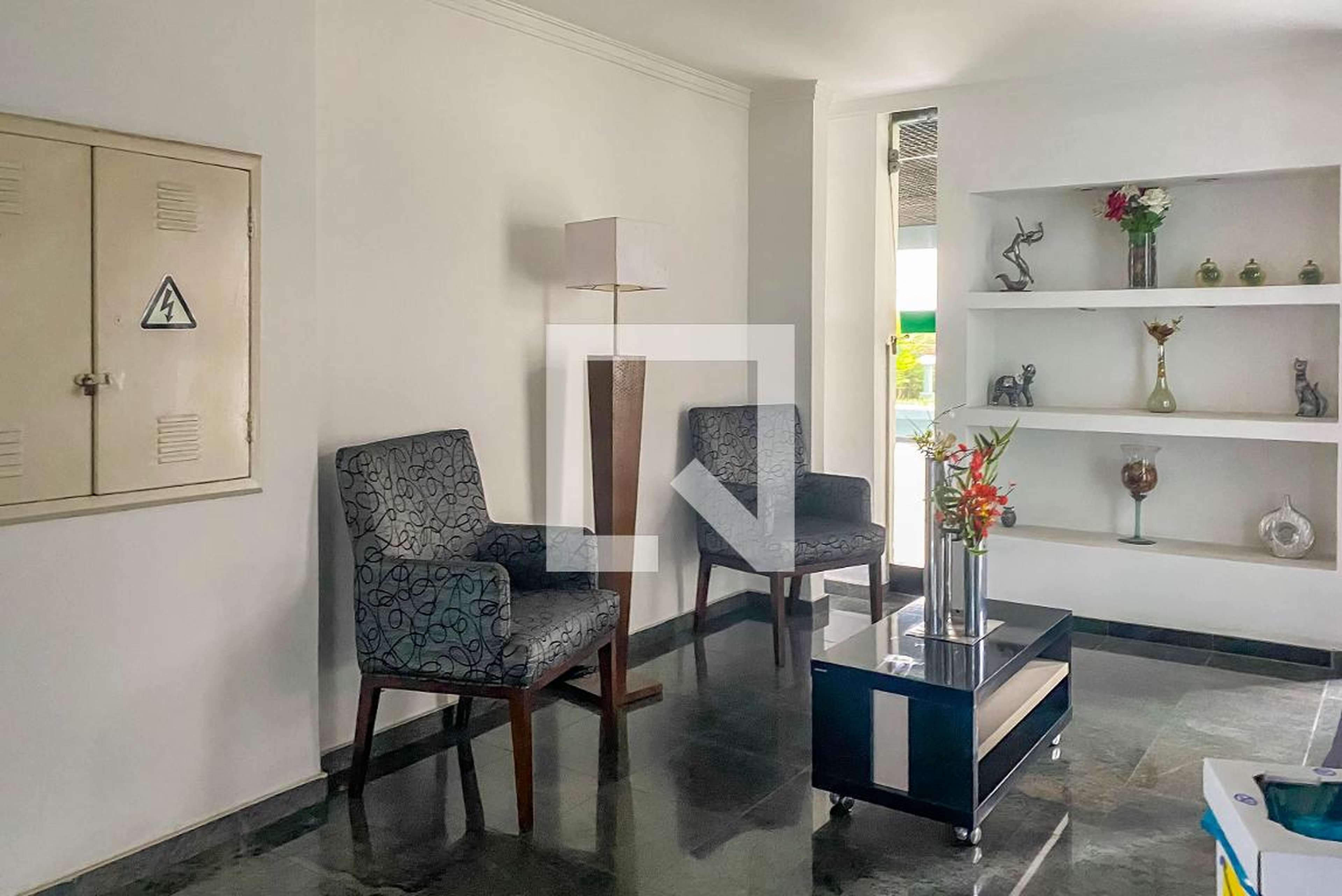 Hall de Entrada - Edifício Parque Residencial Manacas