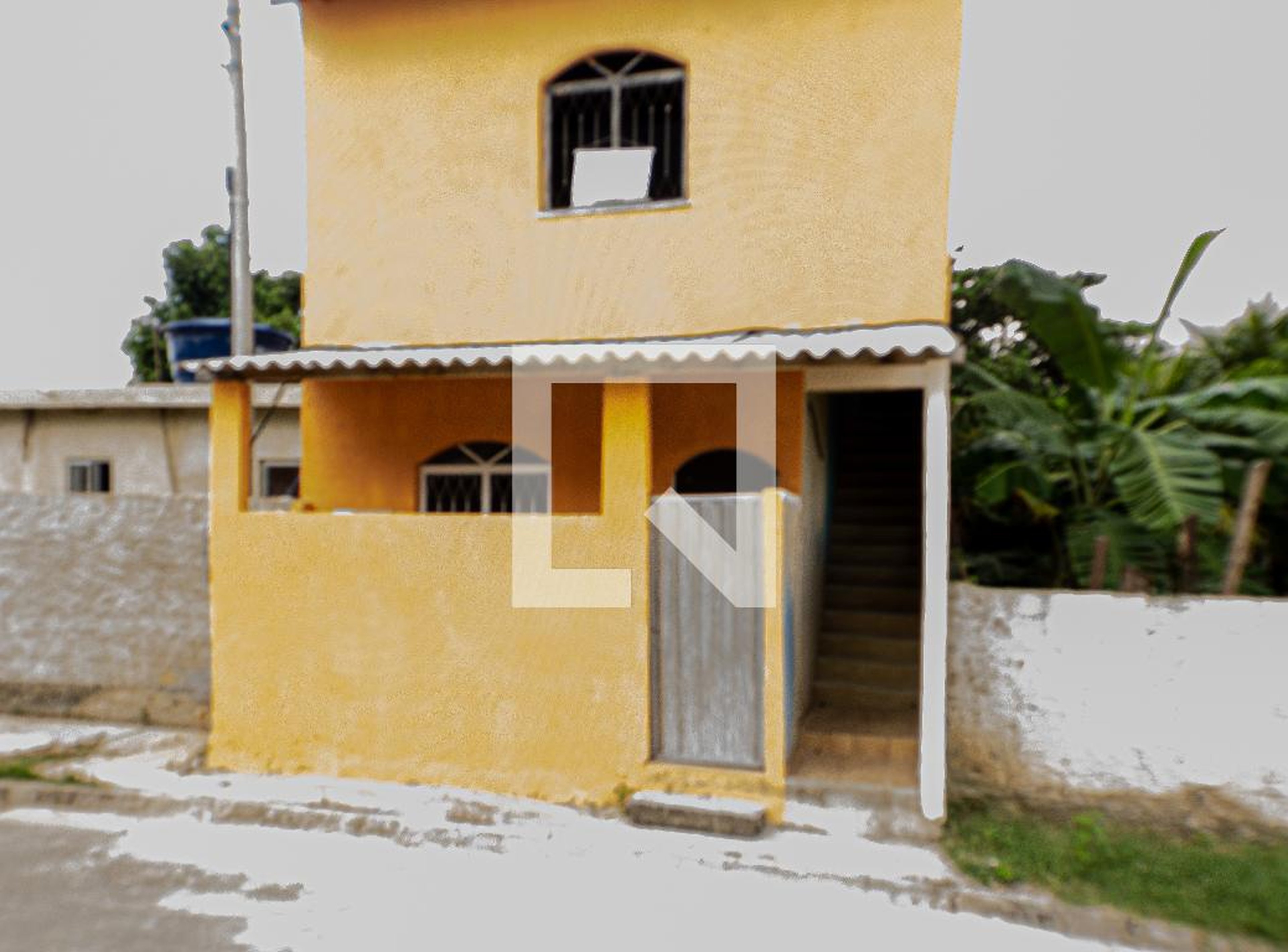 Fachada Condomínio em Estrada Cabuçu de Baixo, 257