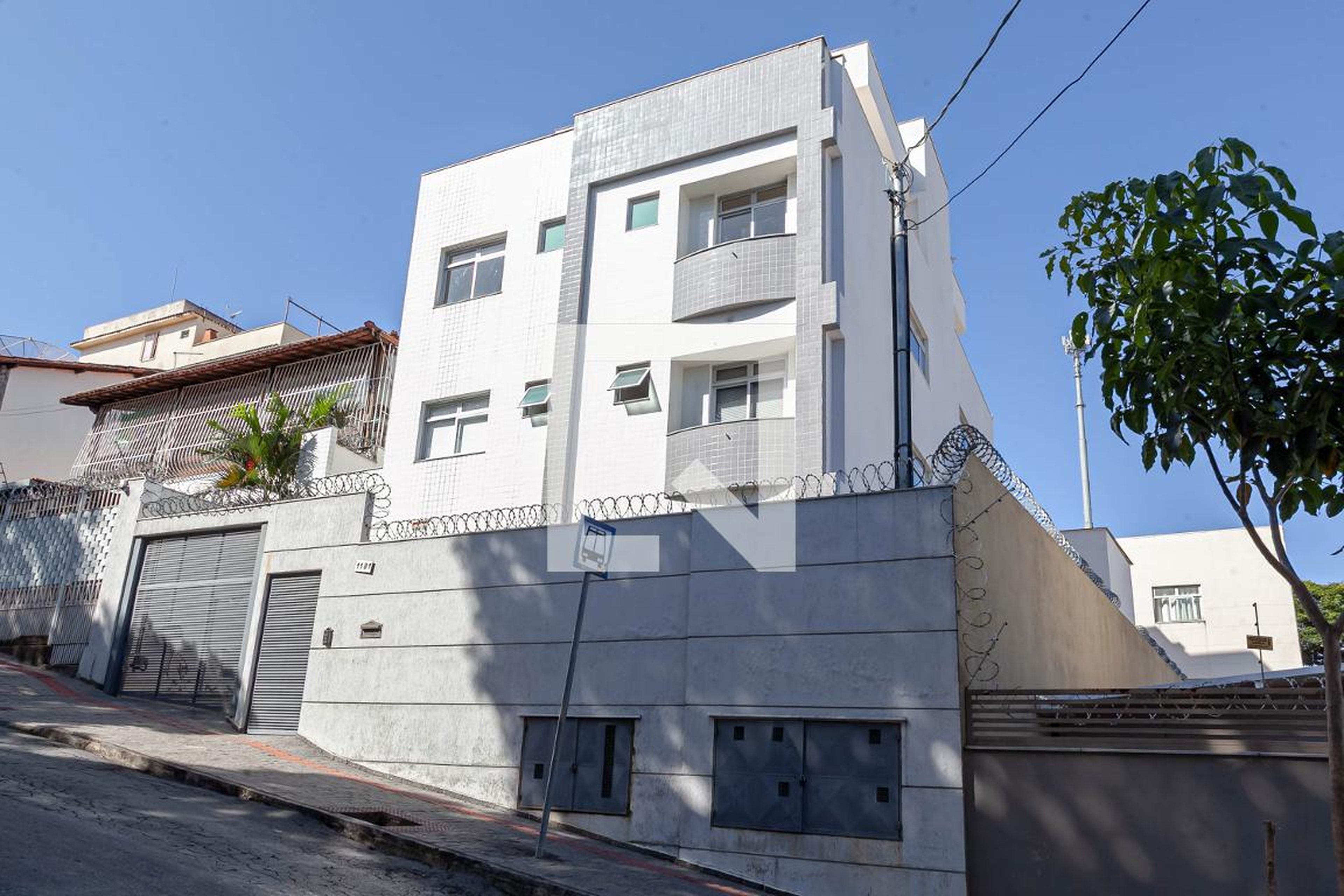 Fachada do prédio Condomínio em Rua Borborema, 1181