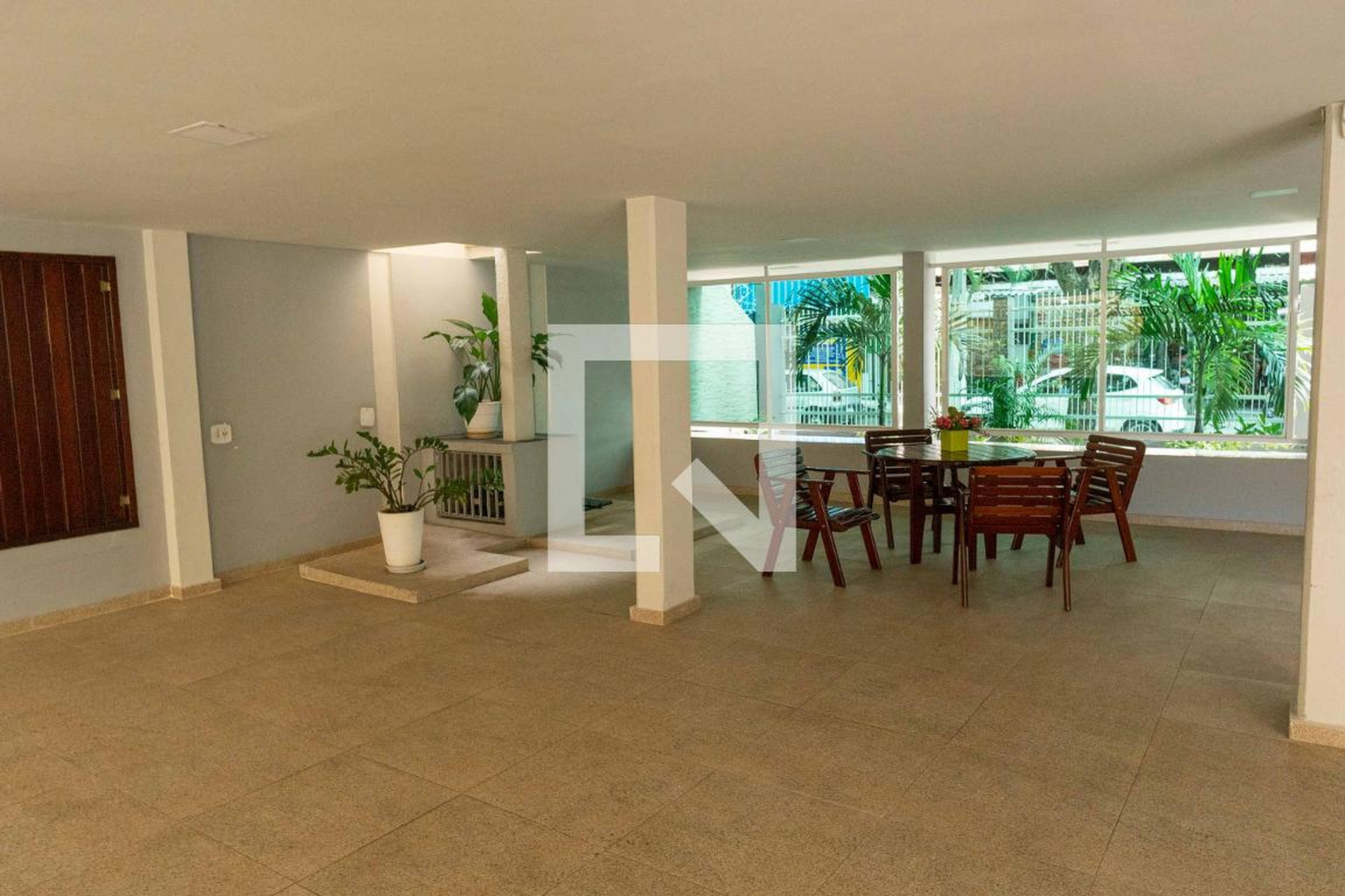 Hall Condomínio Cortina D'ampezio