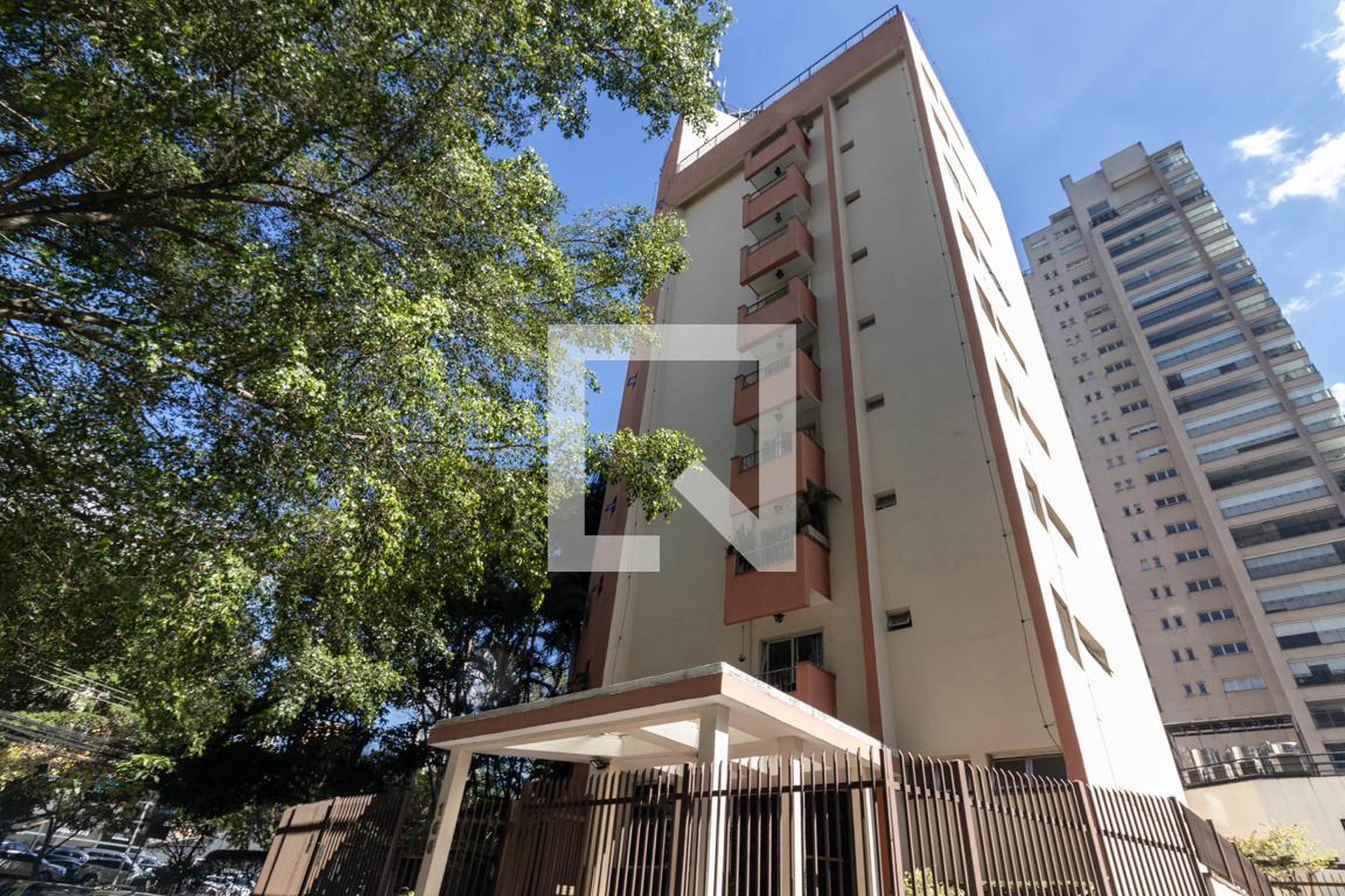 Fachada Condomínio Cecília Misiara