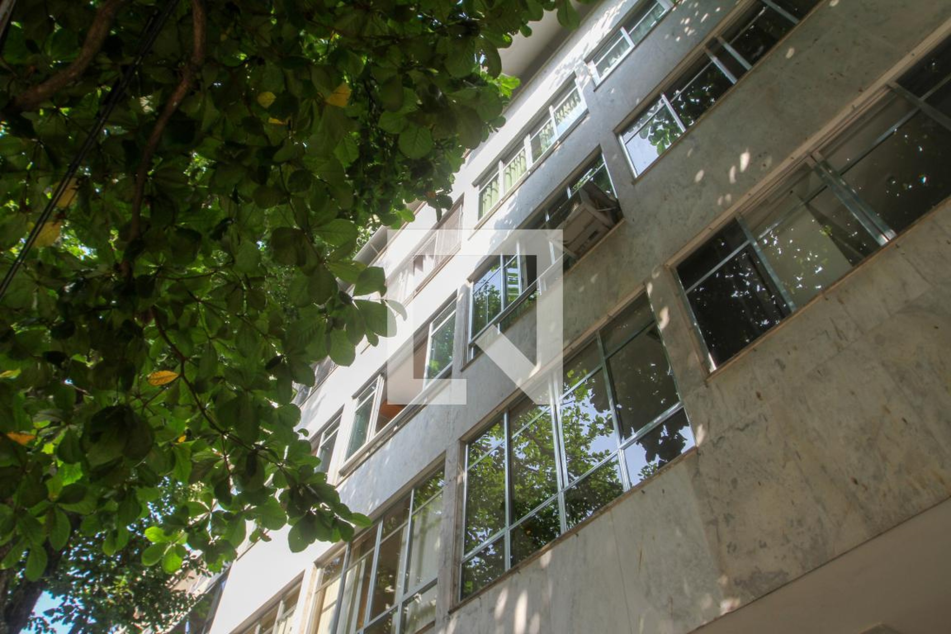 Fachada do Prédio Edifício Garapava