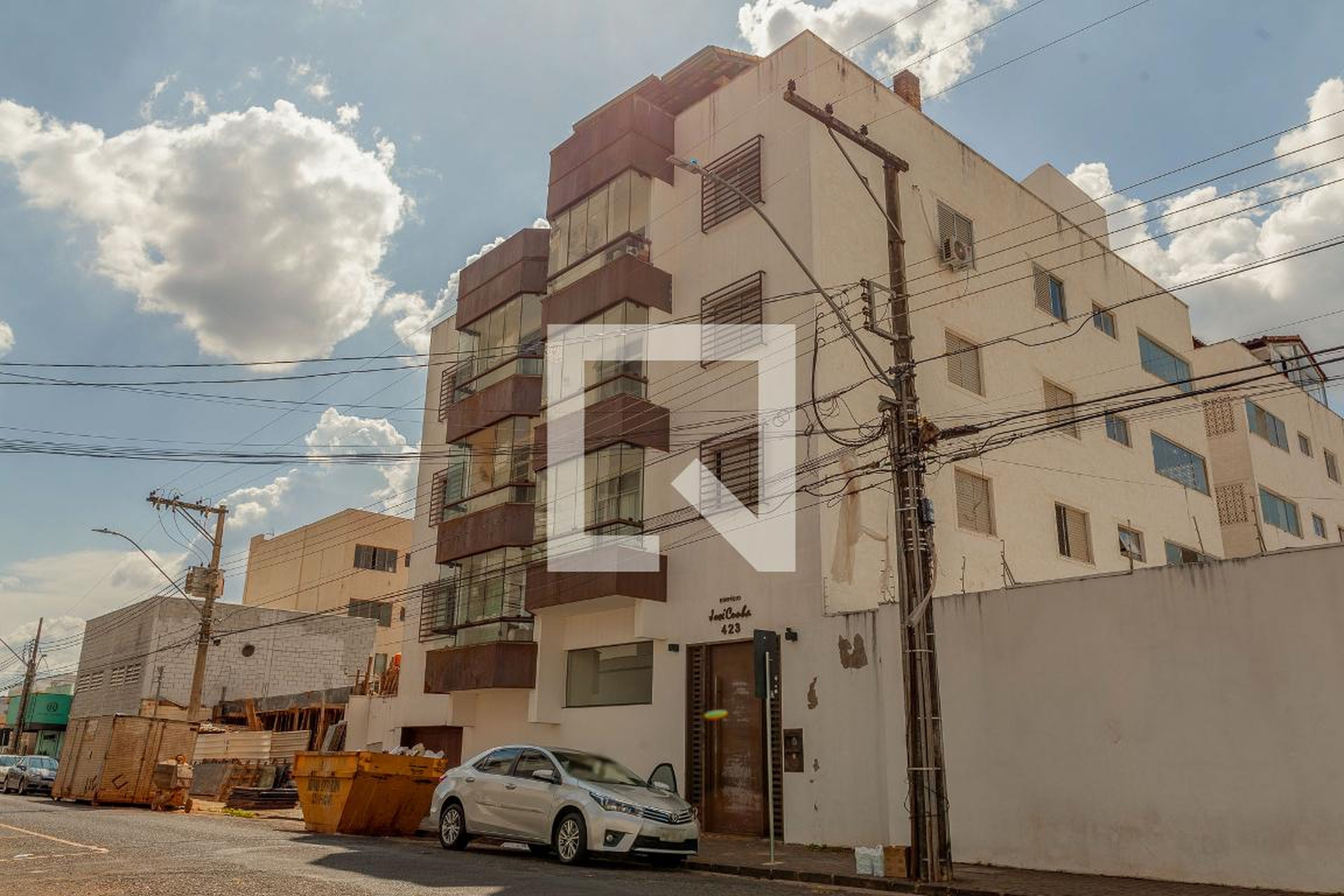 Fachada Condomínio em Rua Tupaciguara, 423