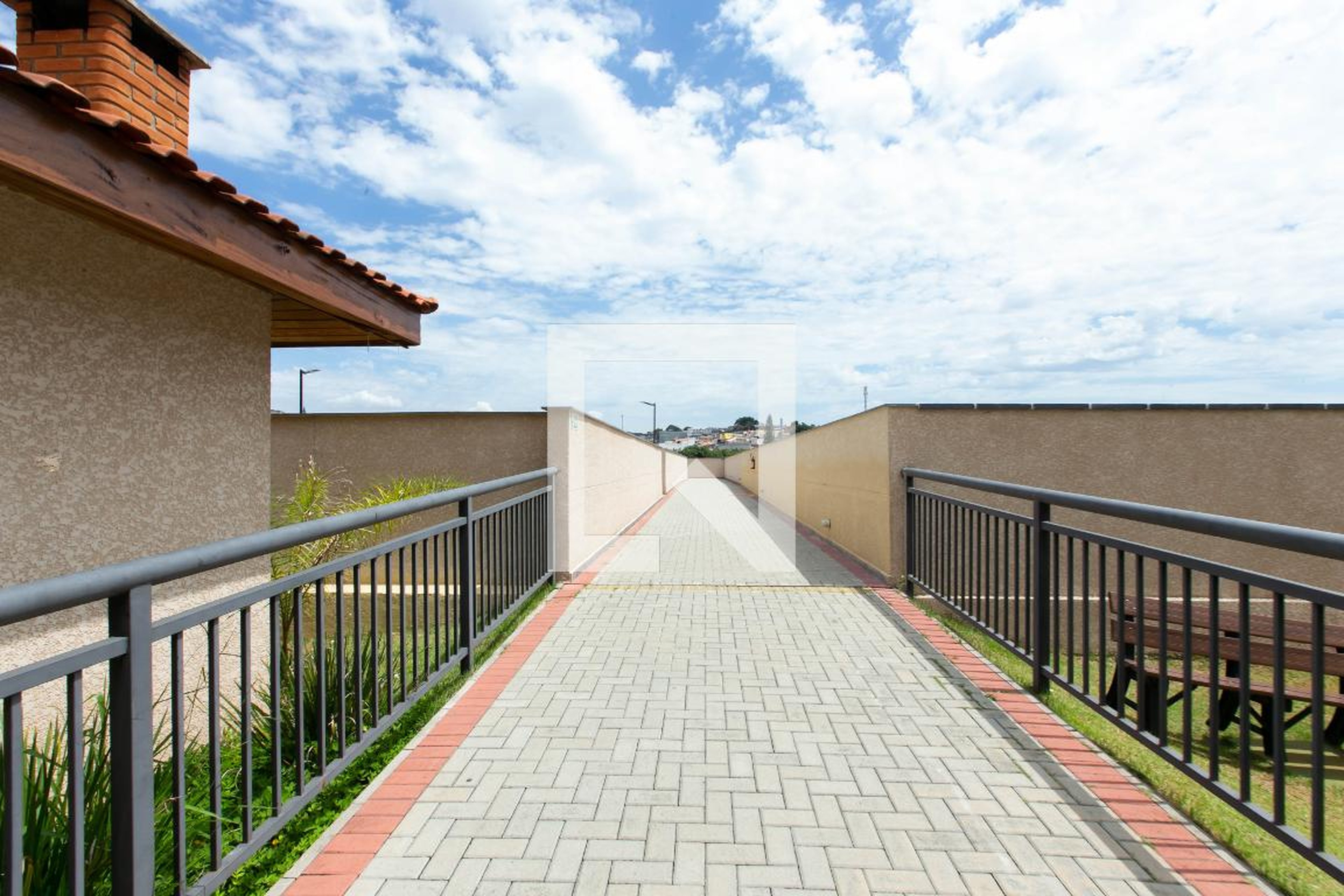 Area Externa - Dez Cerejeira