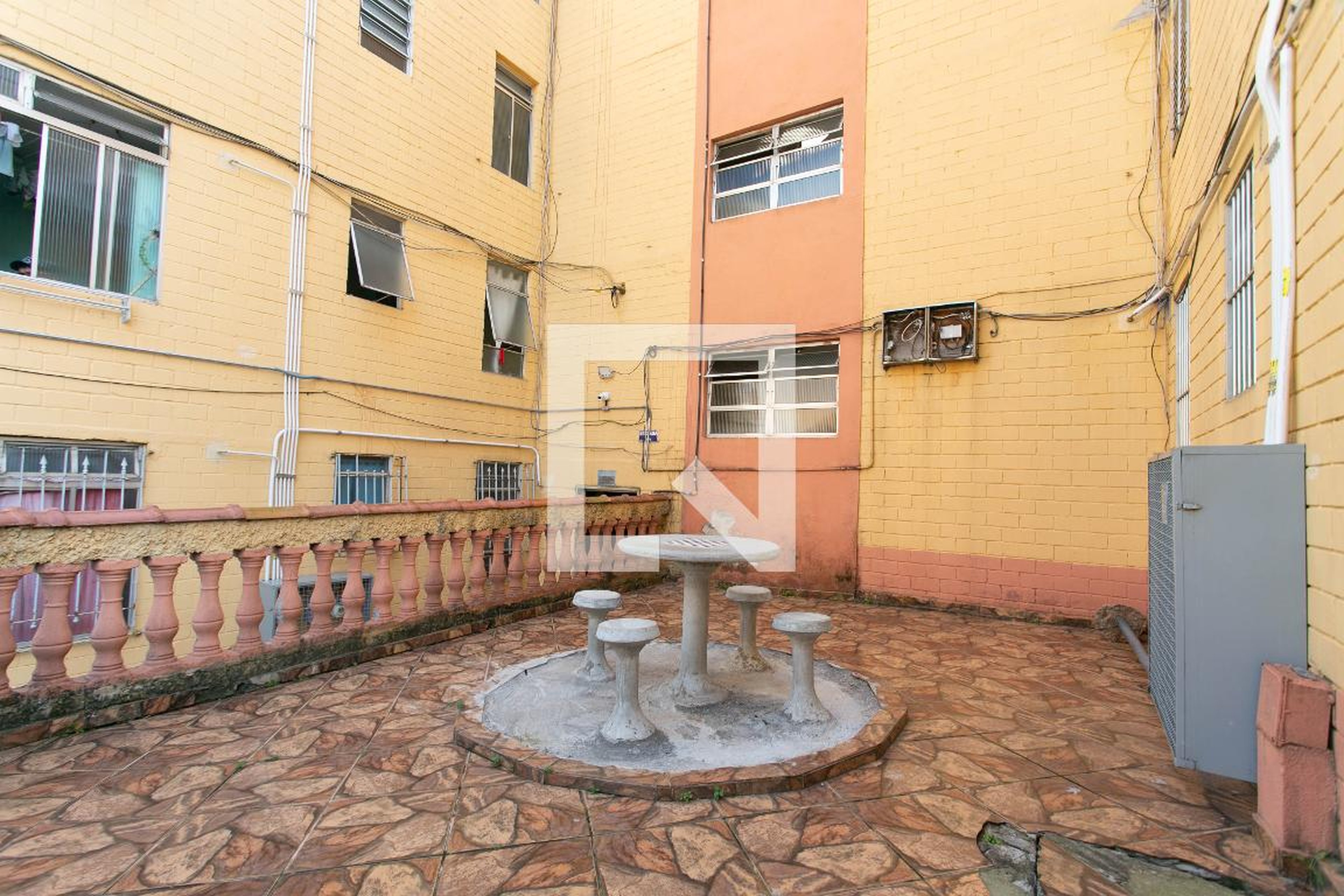 Condomínio - Edifício Tamareiras IV