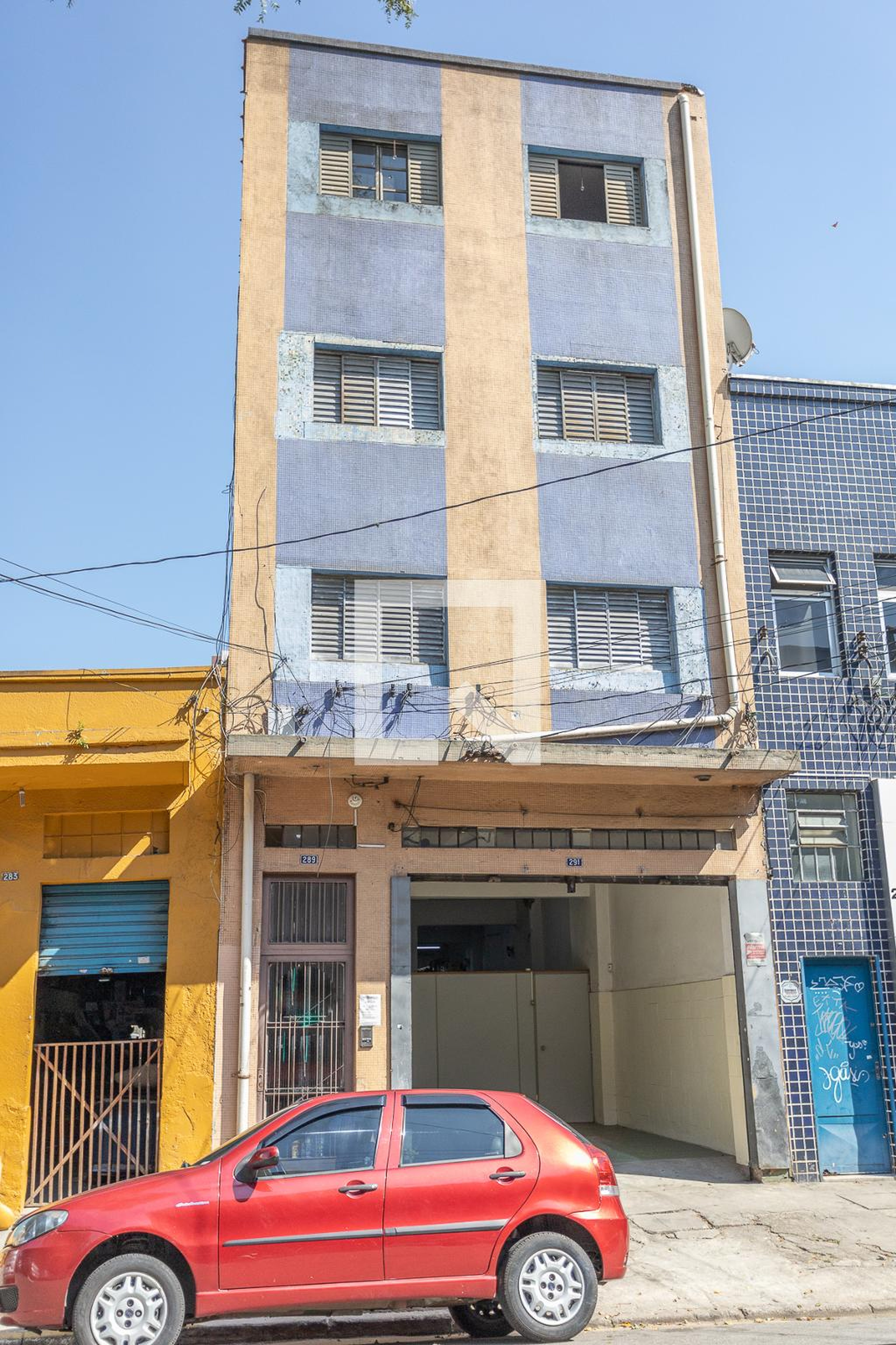 Fachada Condomínio em Rua Anhanguera, 289