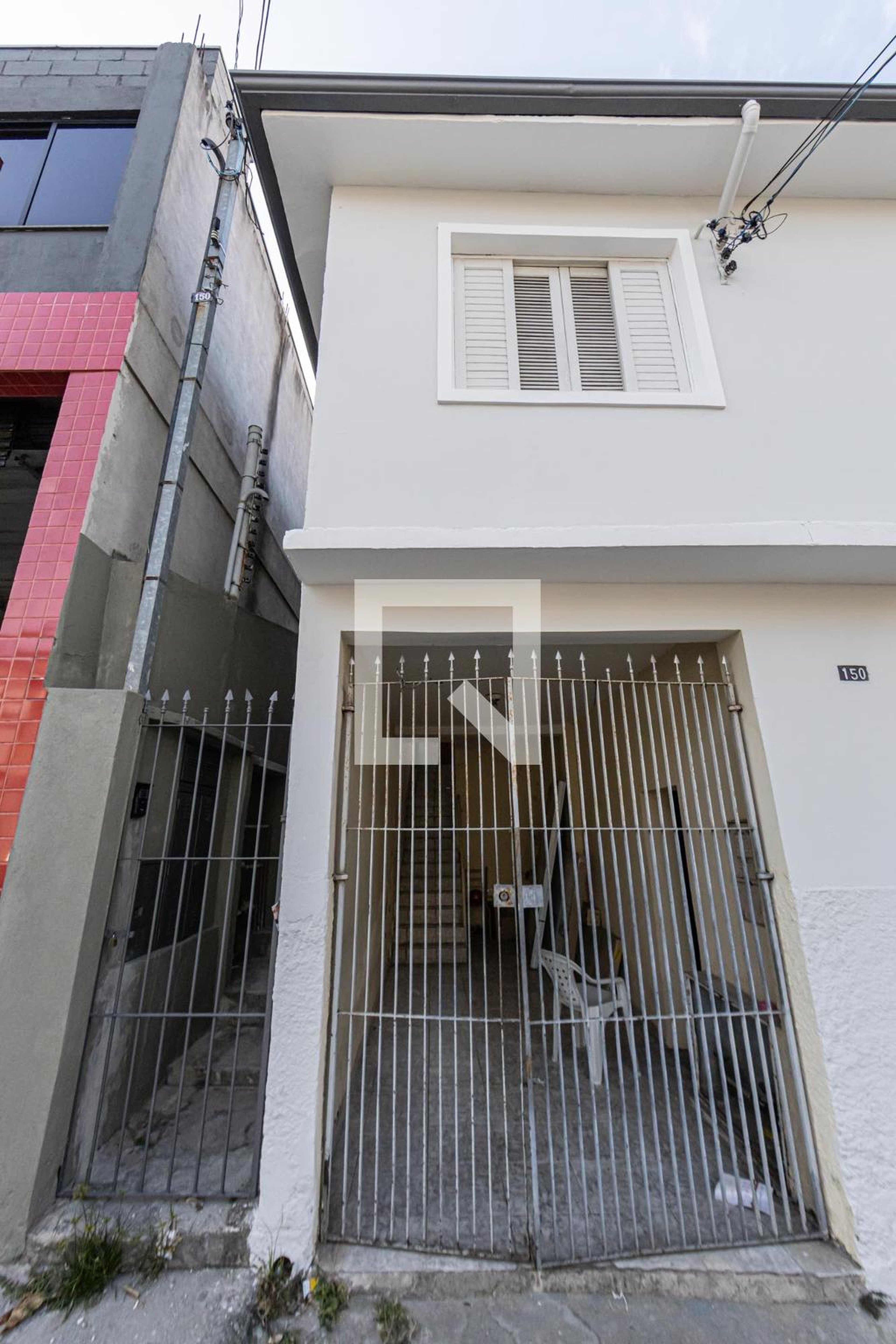 Fachada Condomínio em Rua Eugênia de Carvalho, 150