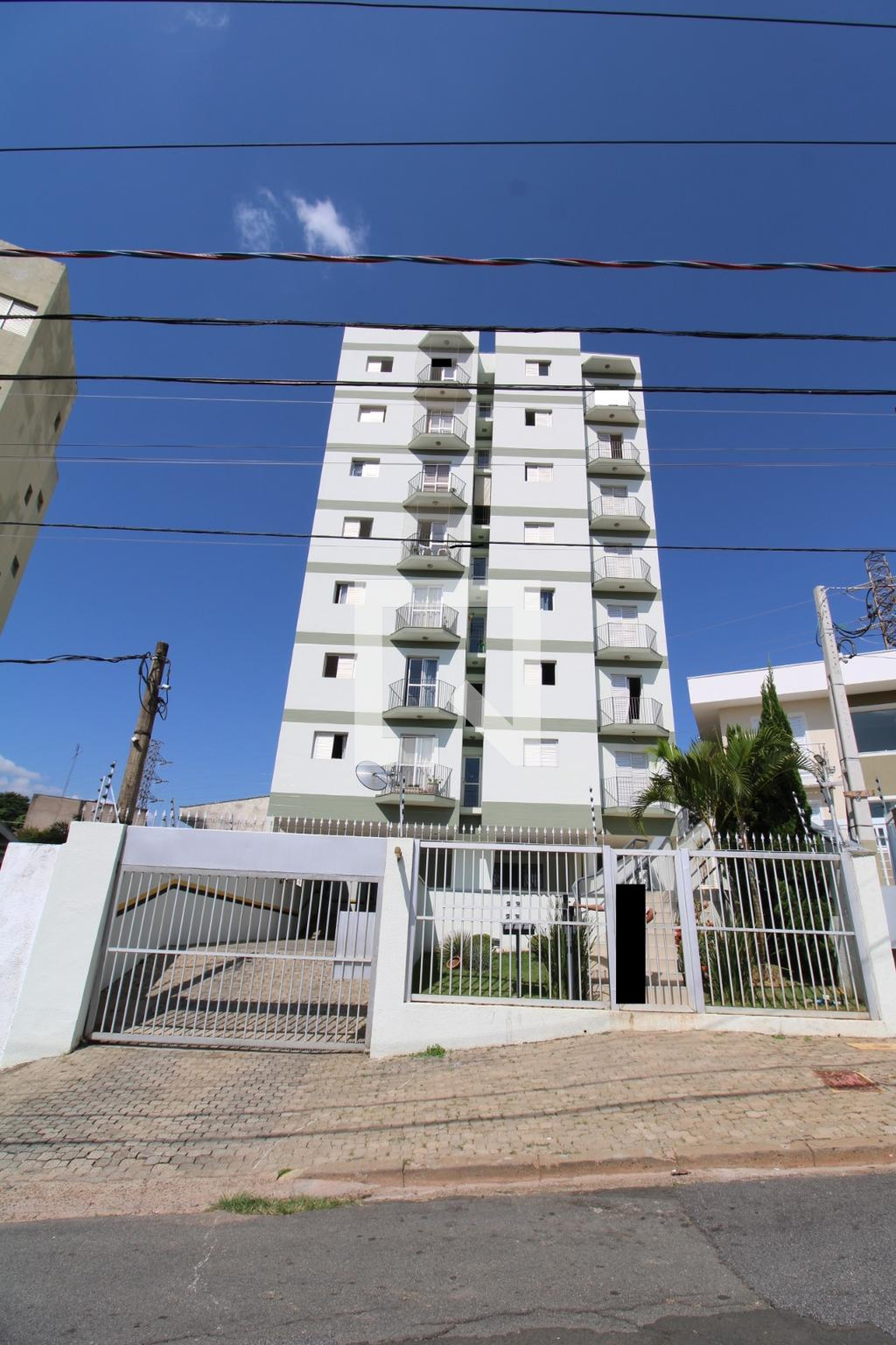 Fachada do Condomínio Condomínio Praia da Costa